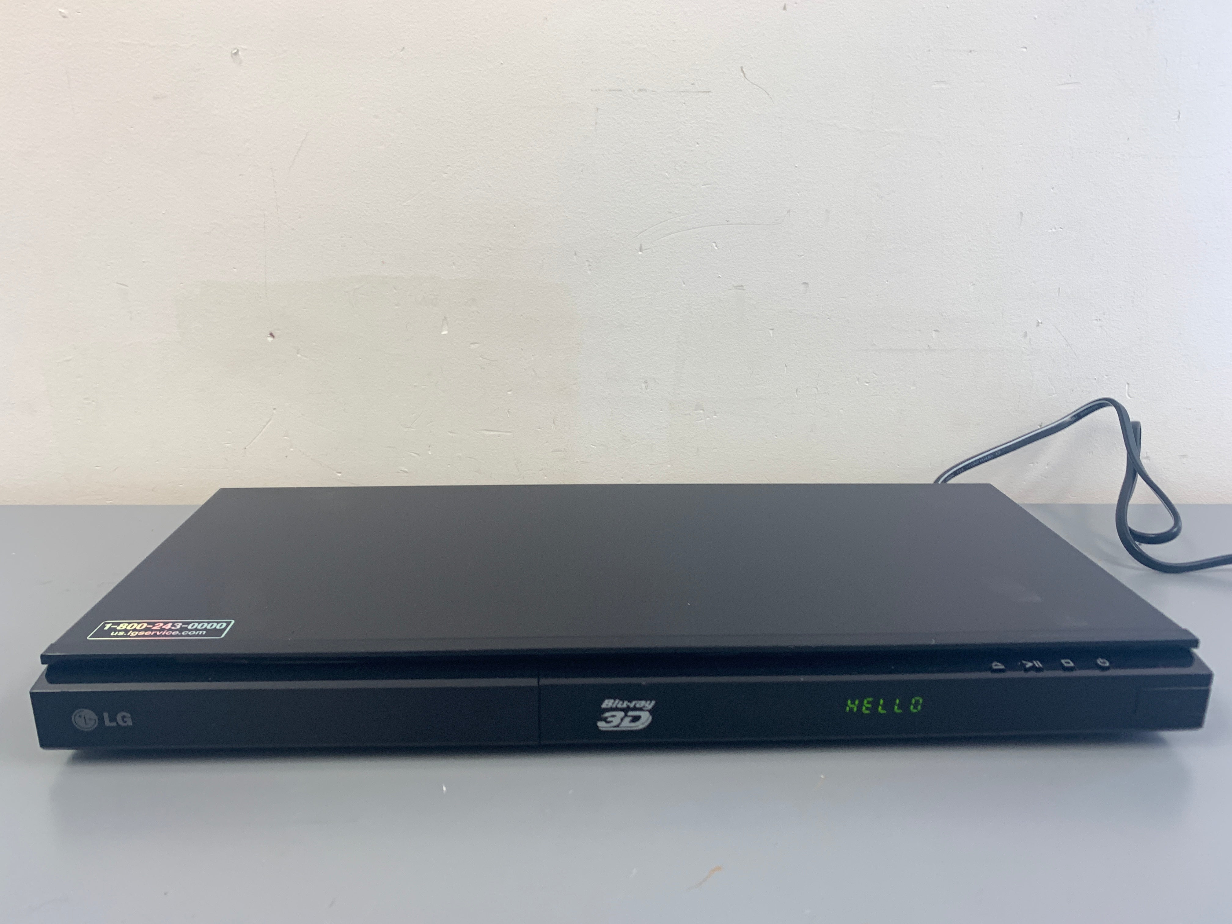 LG blu ray and hot dvd player (unopened)