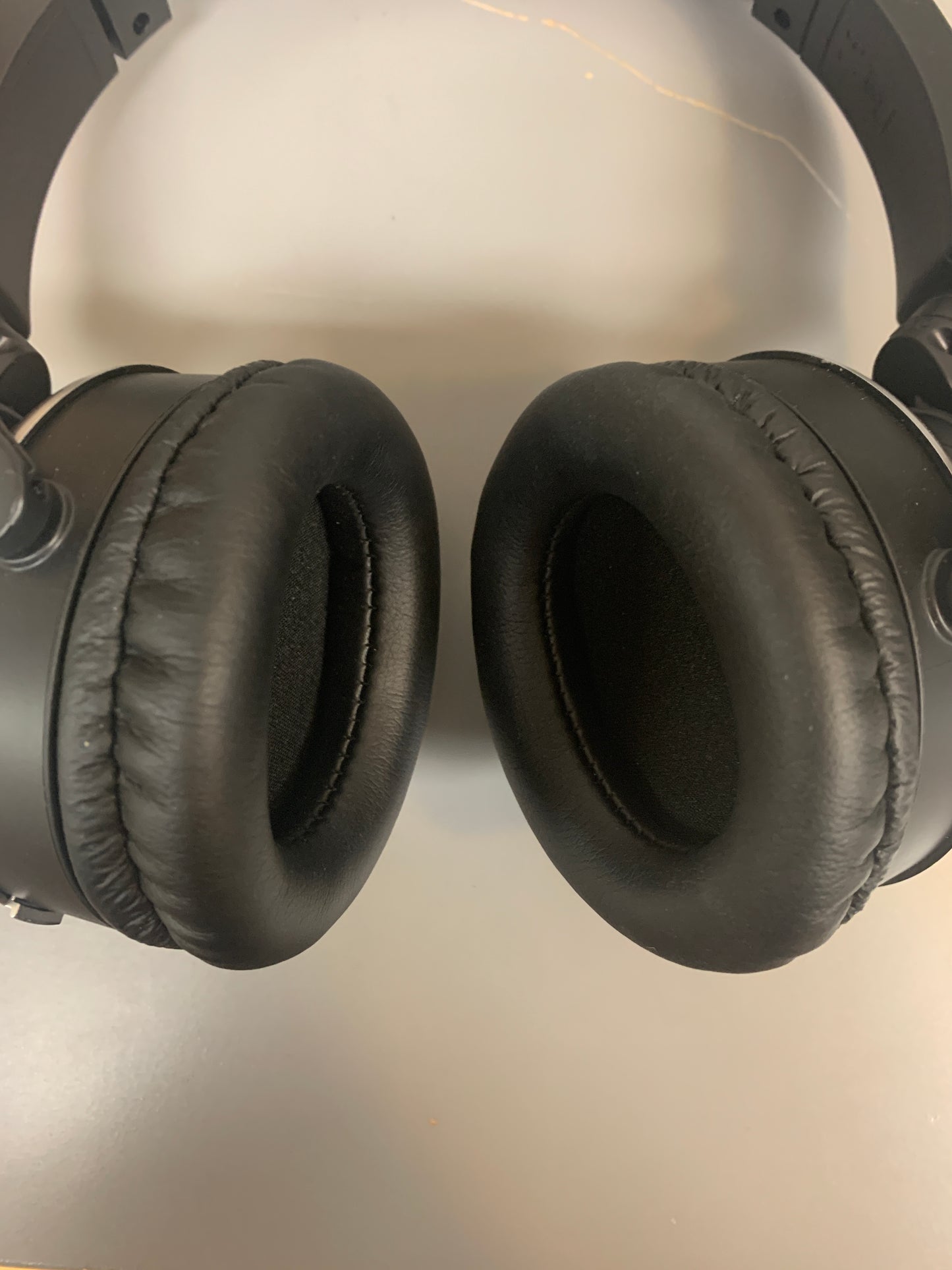 Audio Technica Quietpoint ATH-ANC27 Headphones