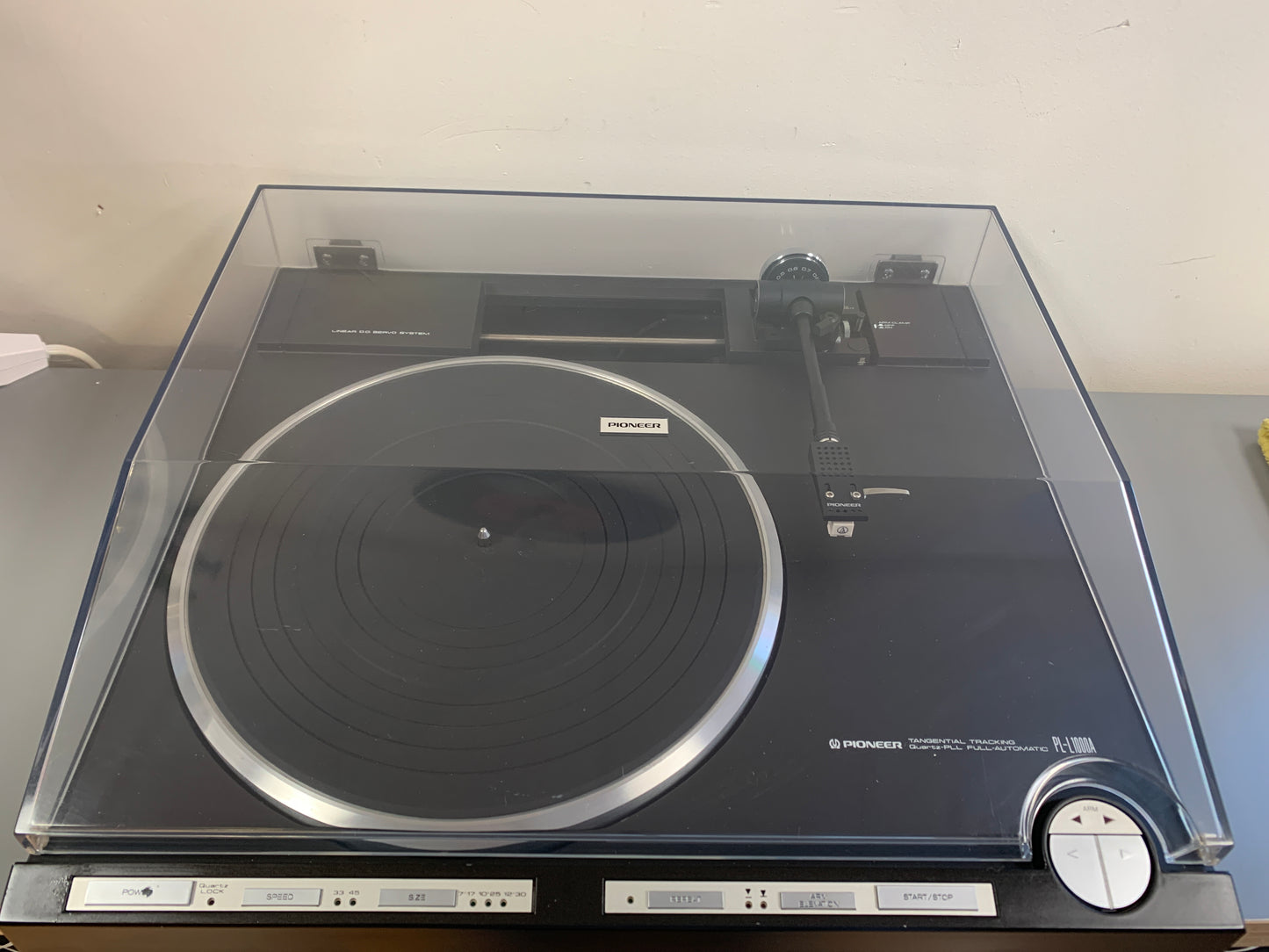 Pioneer PL-L1000A Turntable