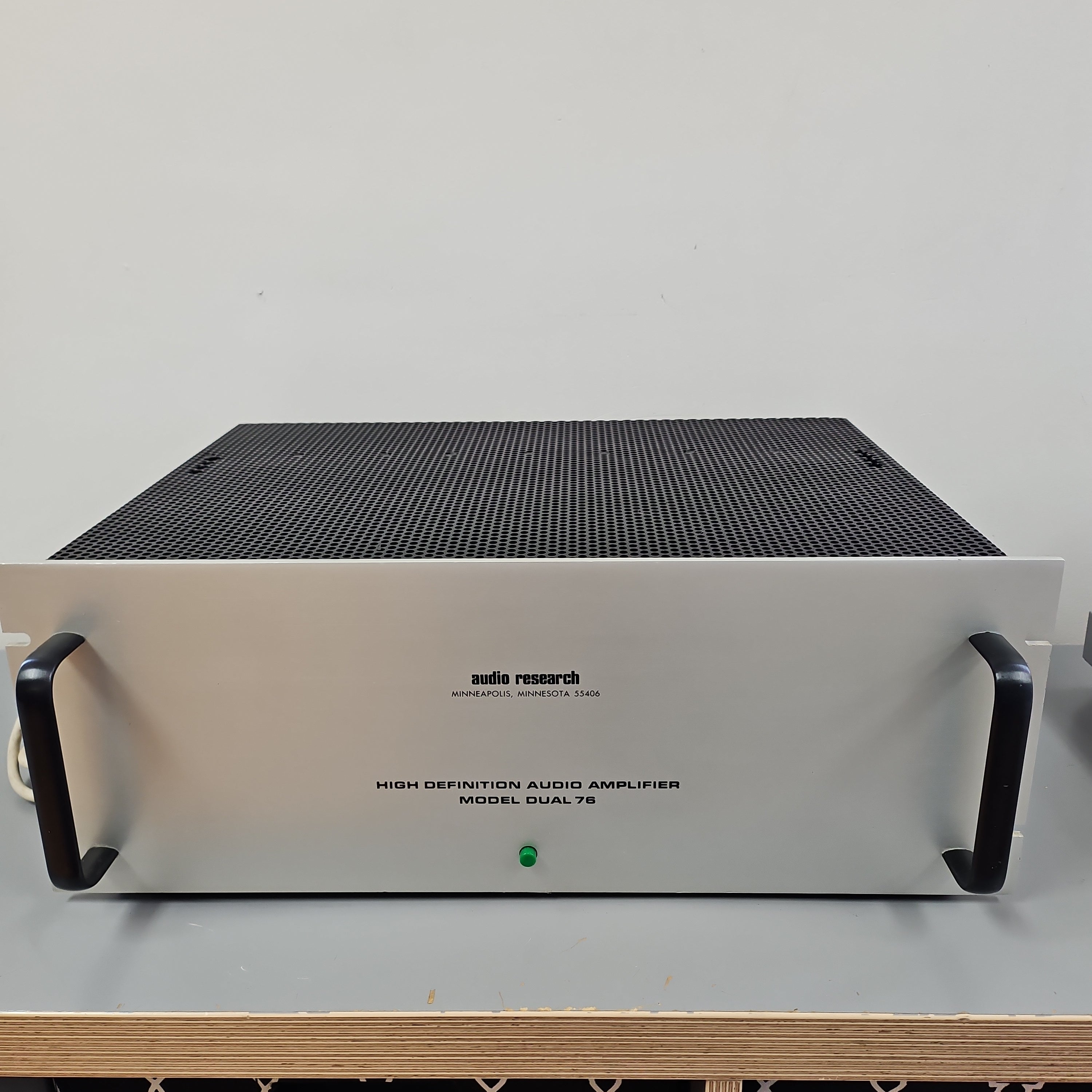 Audio Research Dual 76 Tube Power Amplifier – The Turntable Store