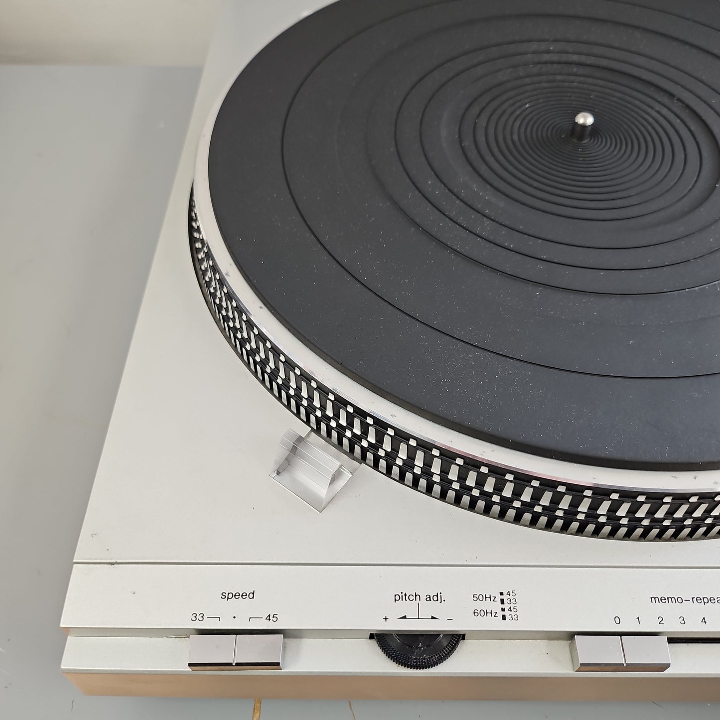 Technics SL-D5 Turntable