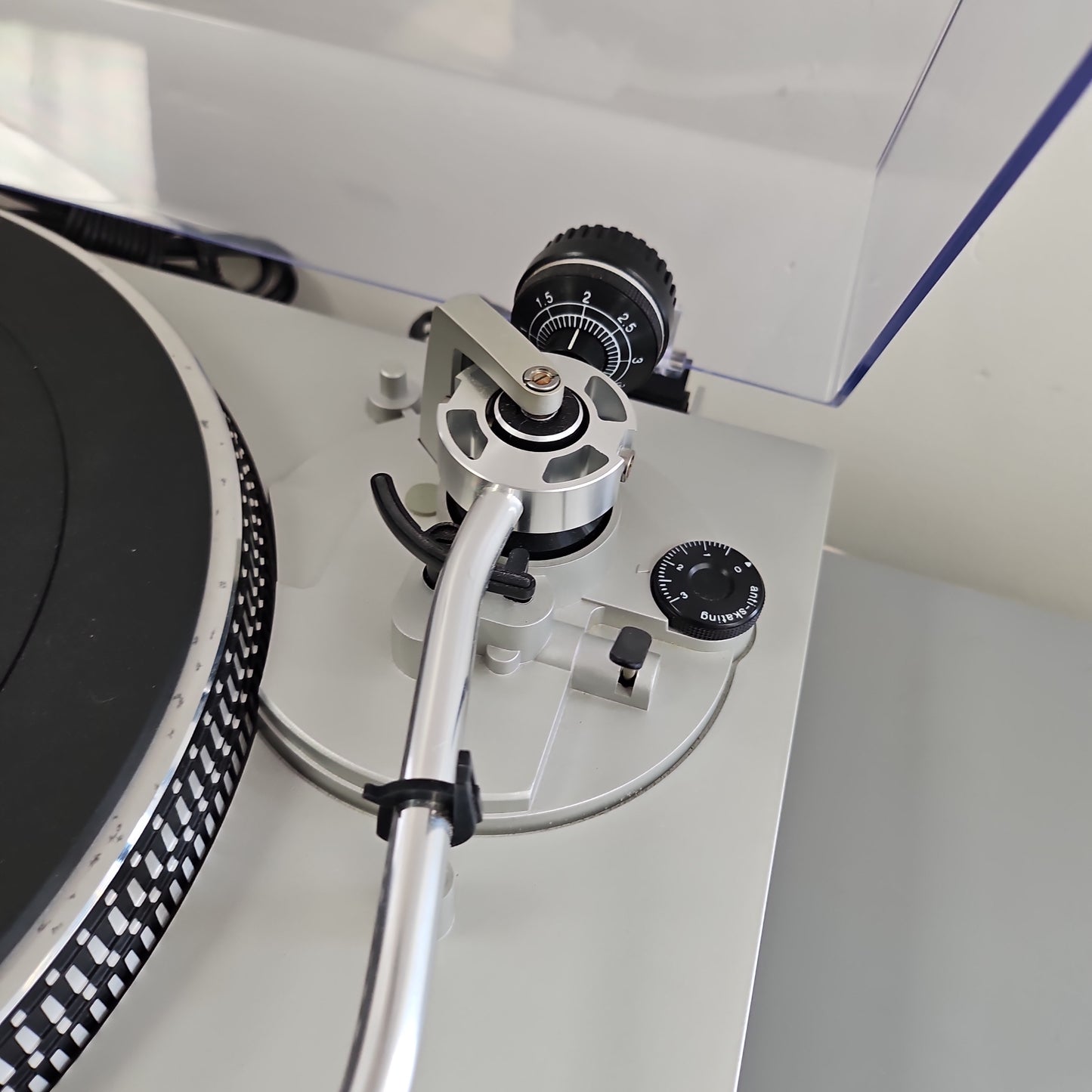 Technics SL-D5 Turntable