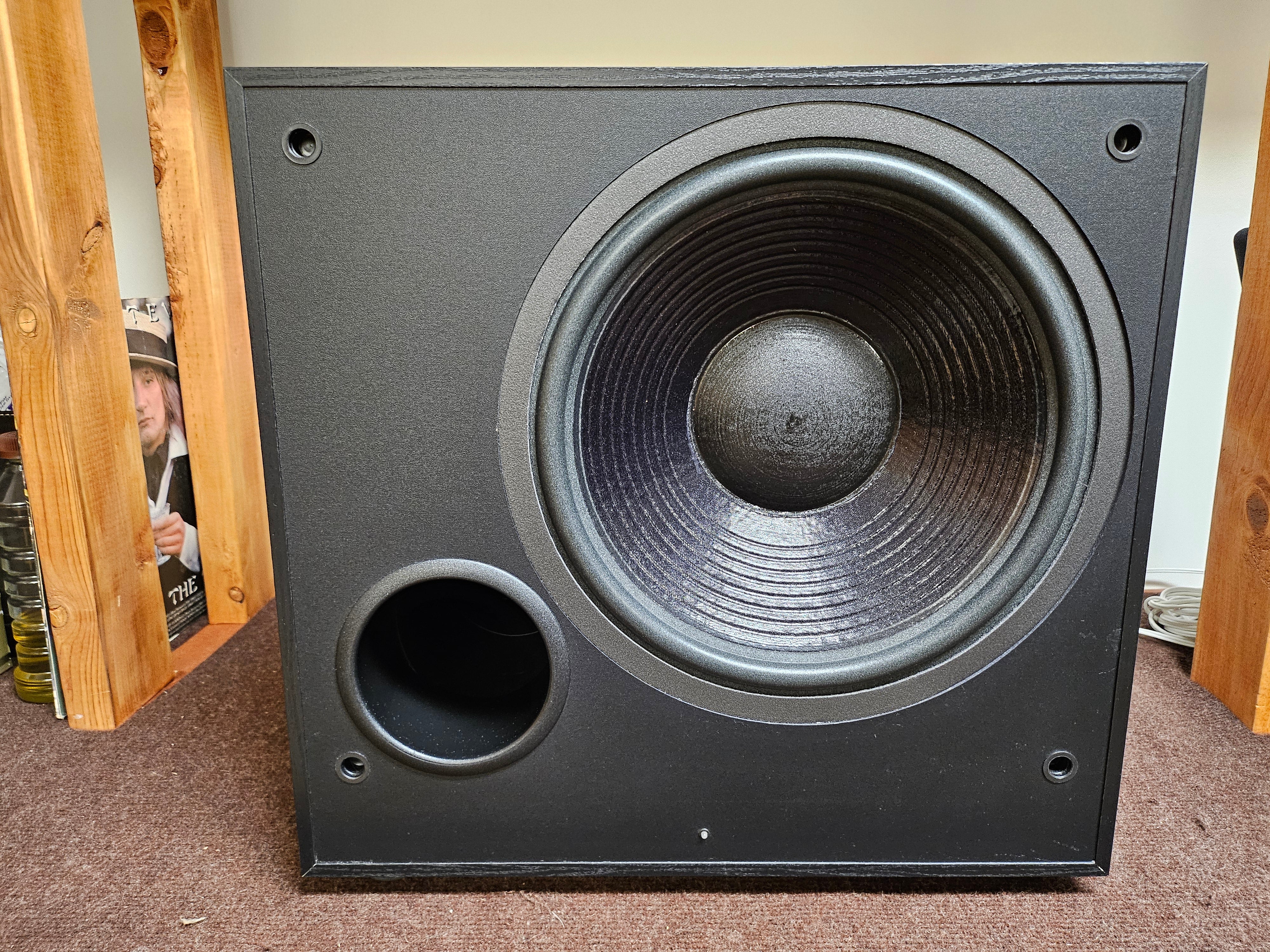 Mirage powered subwoofer retailer