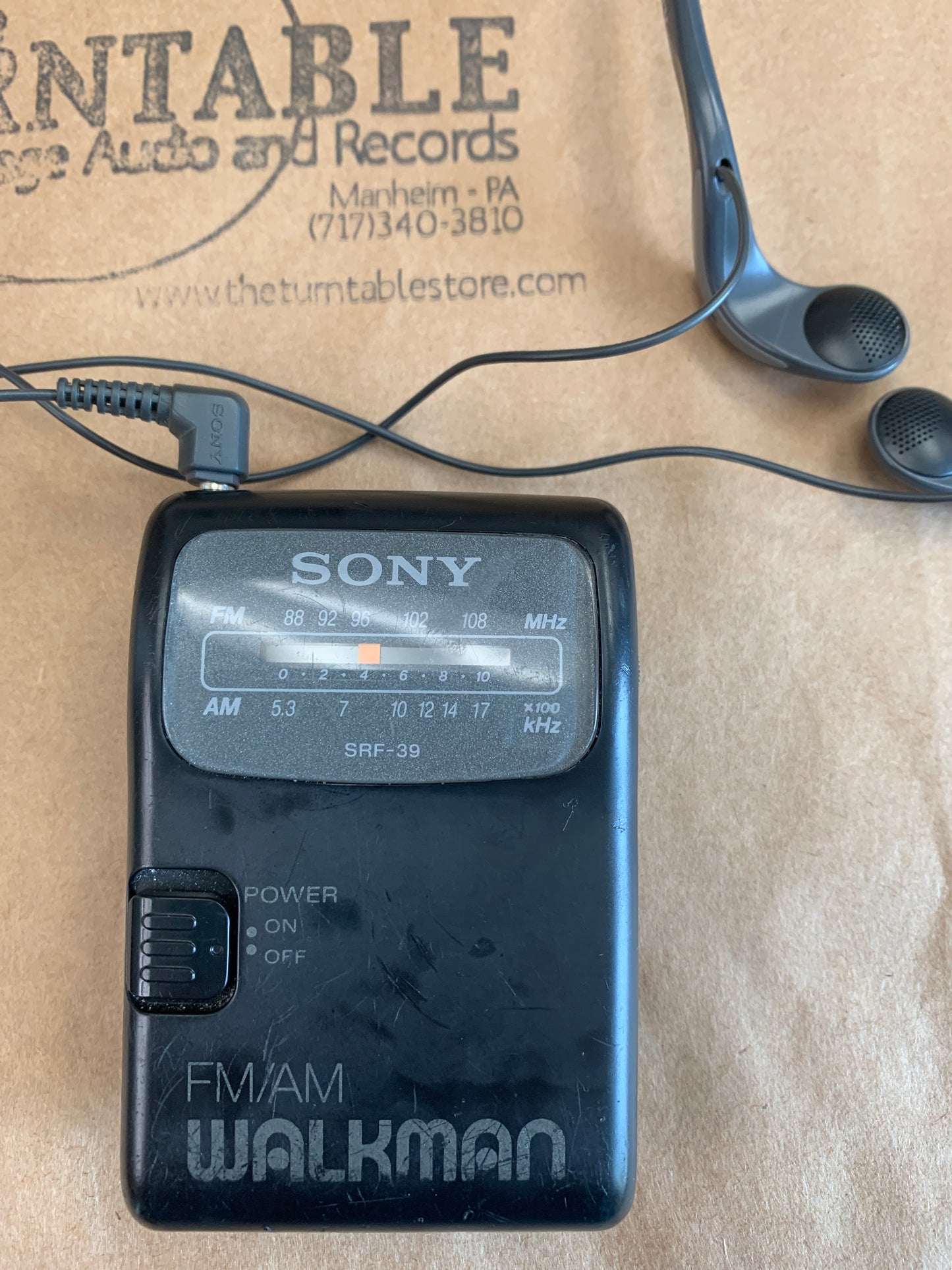 Sony FM/AM Walkman & Headphones