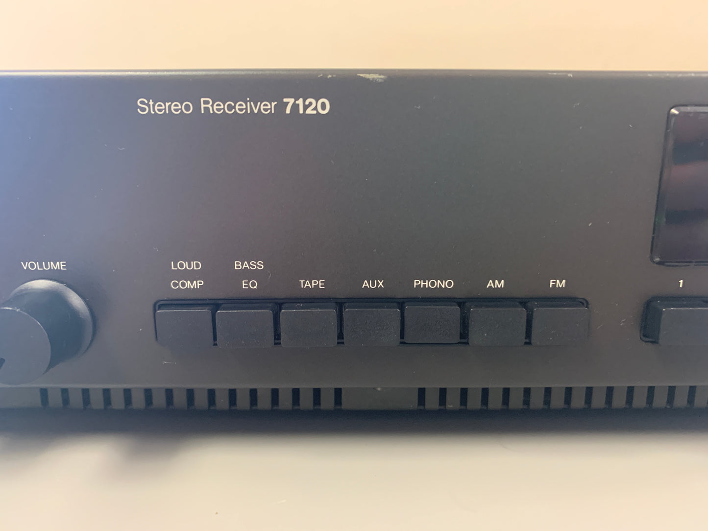 NAD 7120 Stereo Receiver