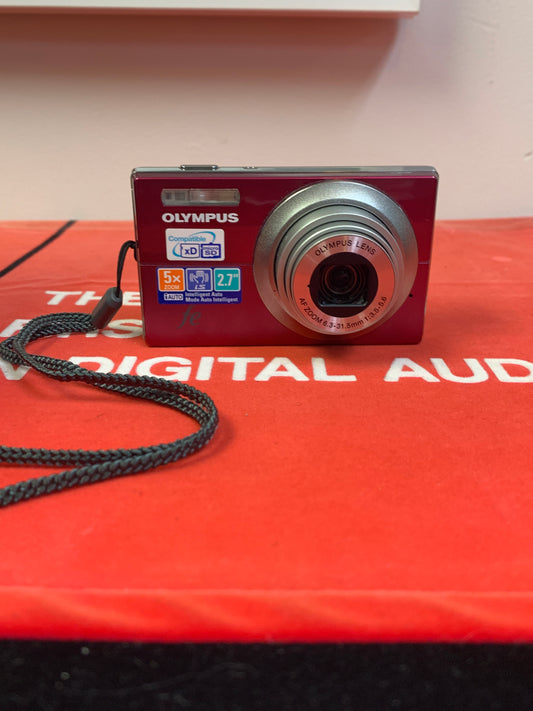 Olympus FE-5010 Red / Plum Digital Camera w/ Box, Instructions & Carrying Case