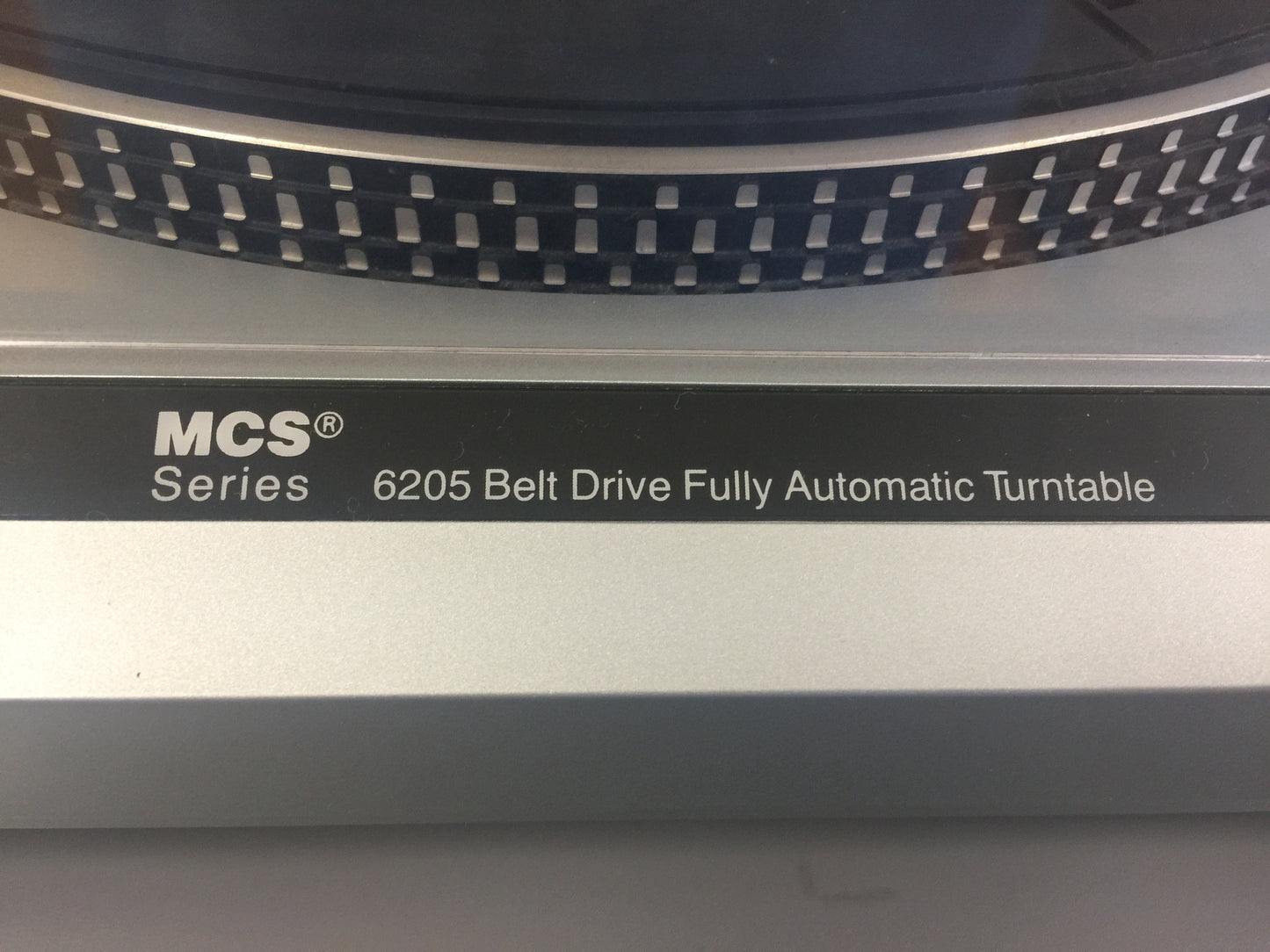 MCS 6205 Turntable