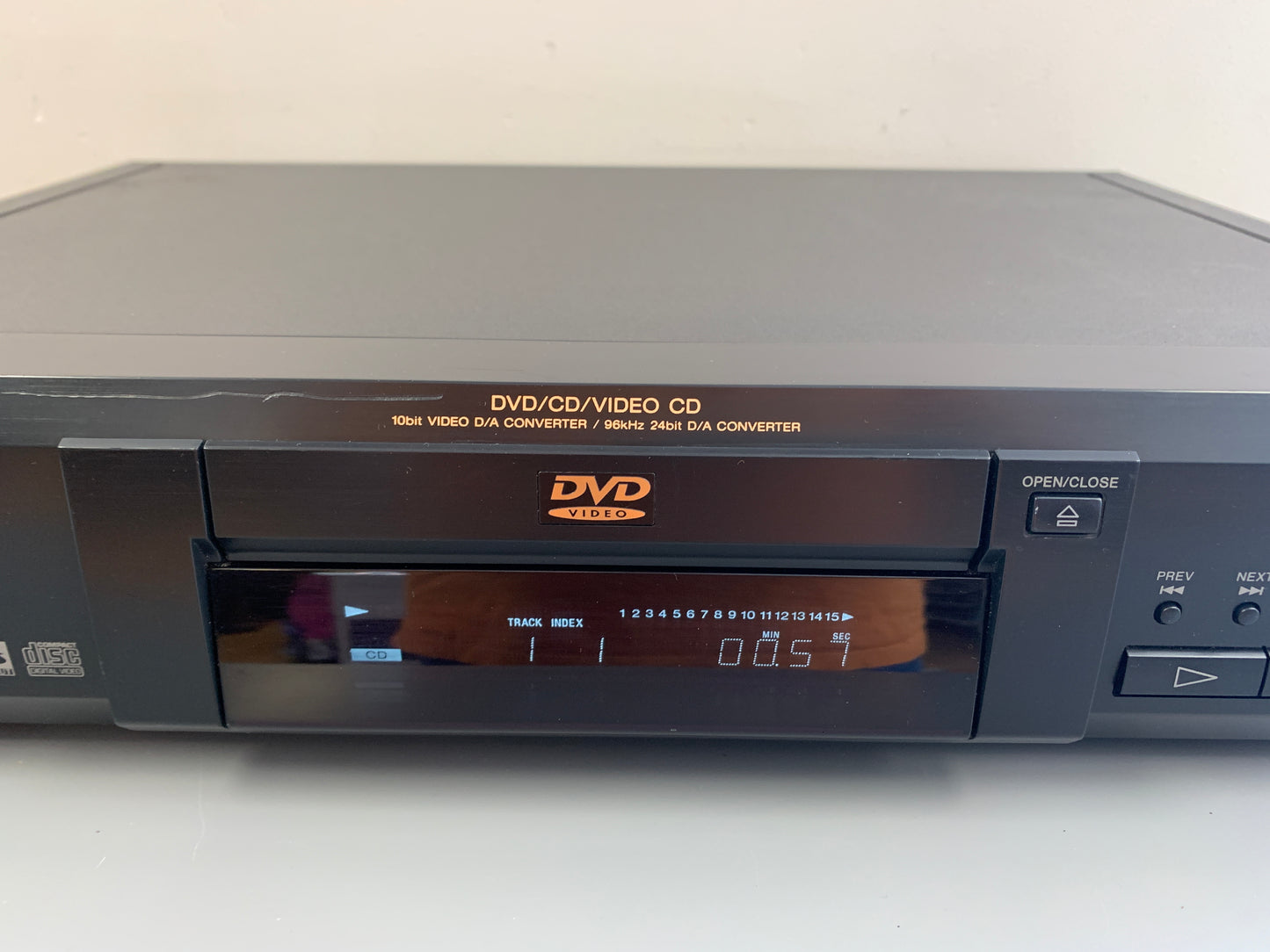 Sony DVP-S330 DVD Player