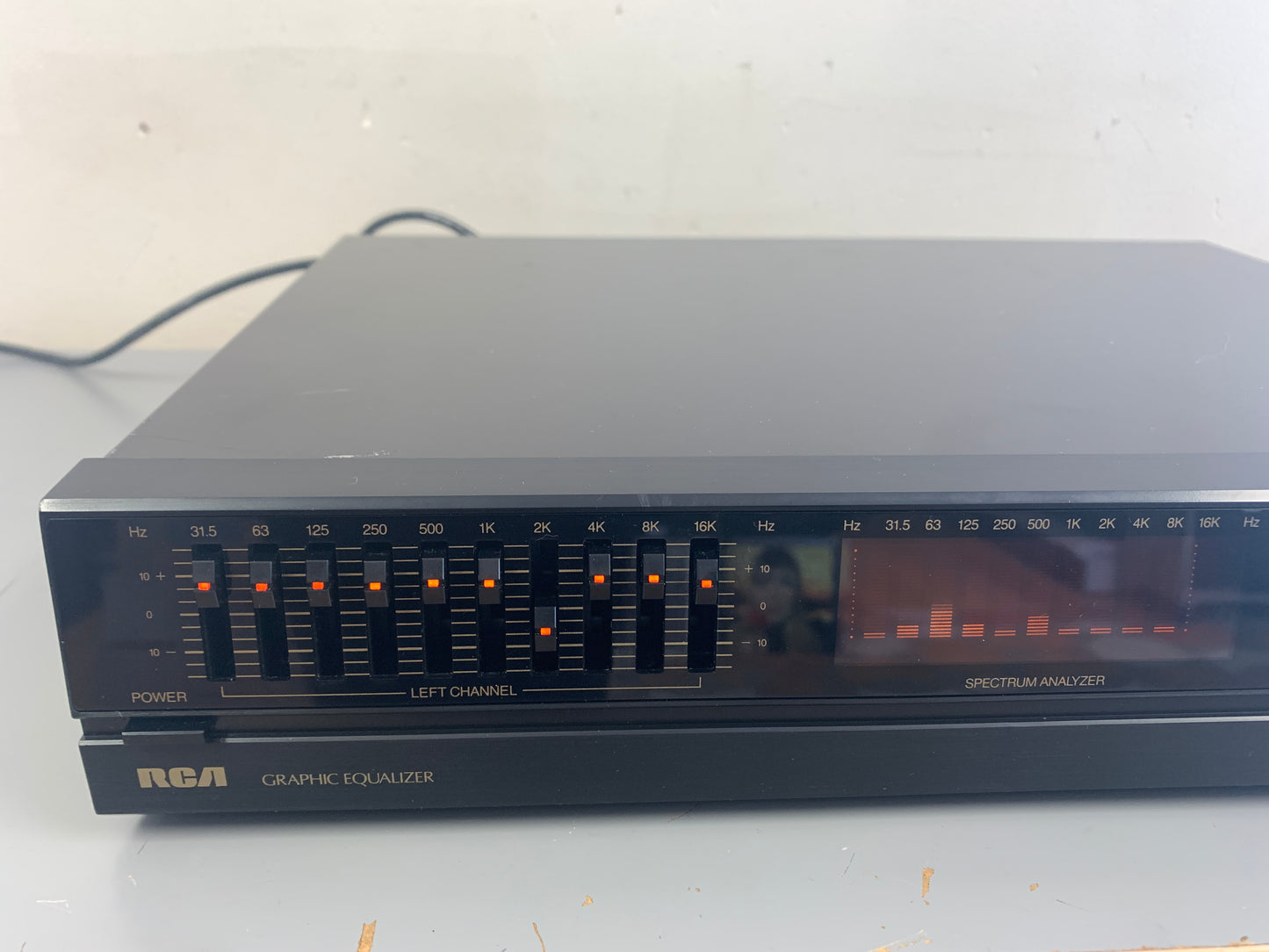 RCA MGE-260 Equalizer