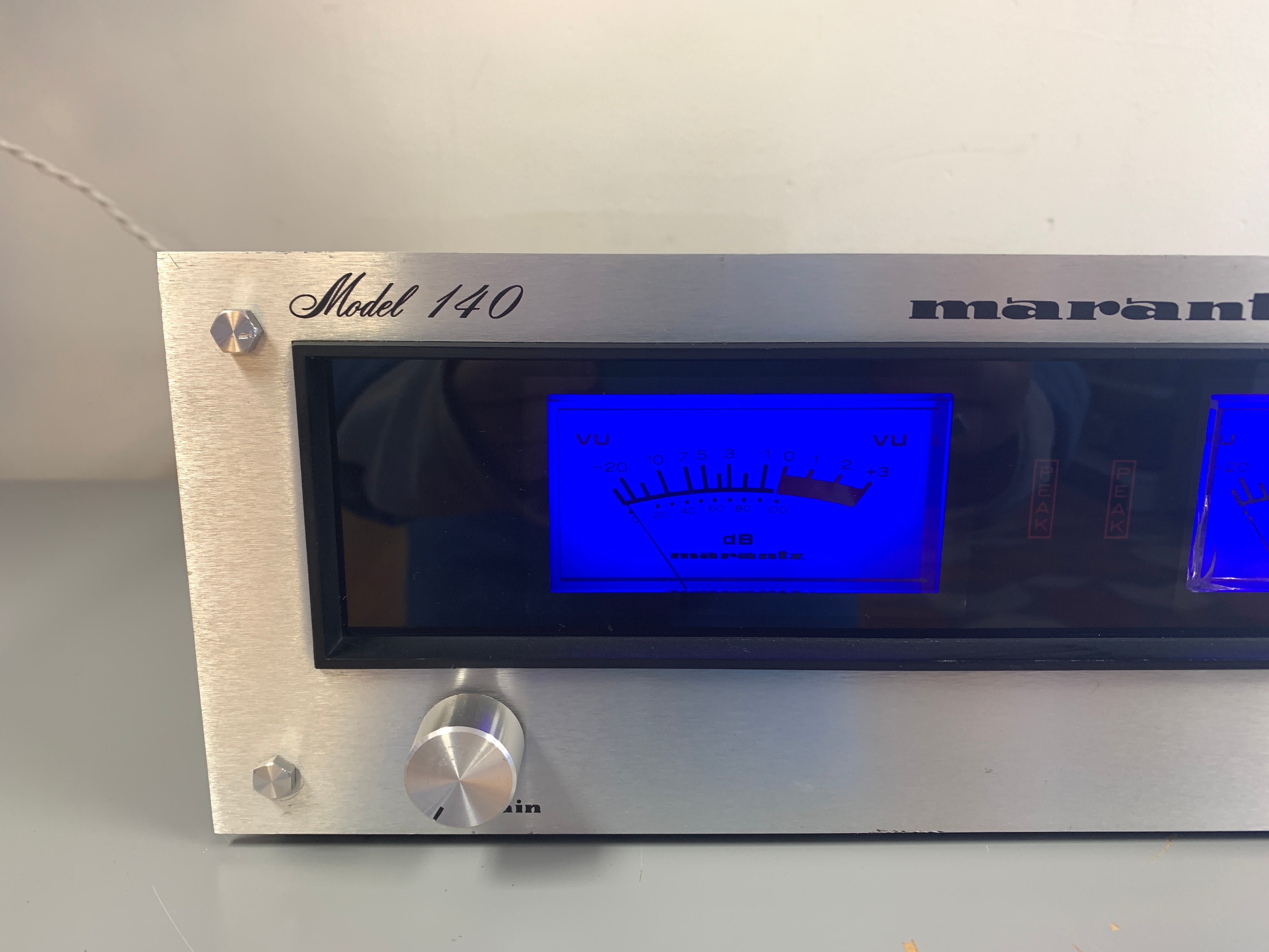 Marantz 140 Power Amplifier – The Turntable Store