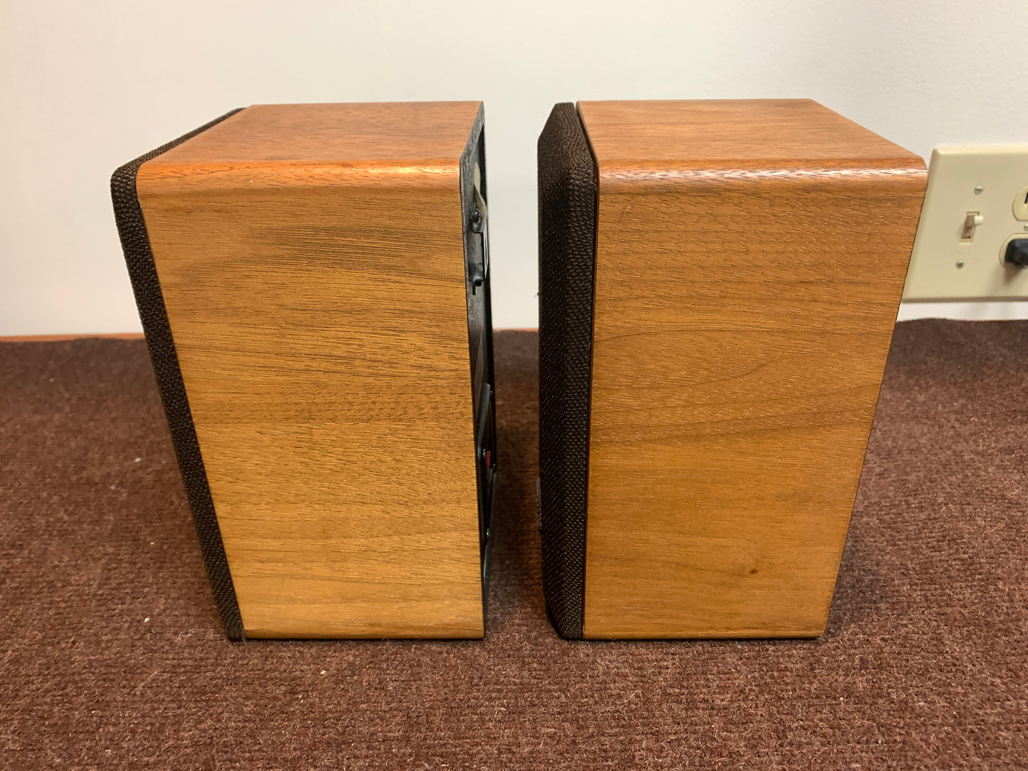 Realistic Minimus 7-W Speakers