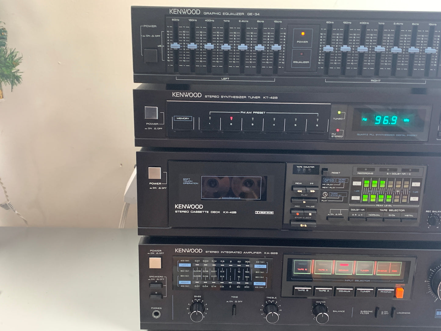 Kenwood Rack * Kenwood GE-34 Equalizer * KT-42B Tuner * KX-42B Cassette Deck * KA-92B Integrated Amp