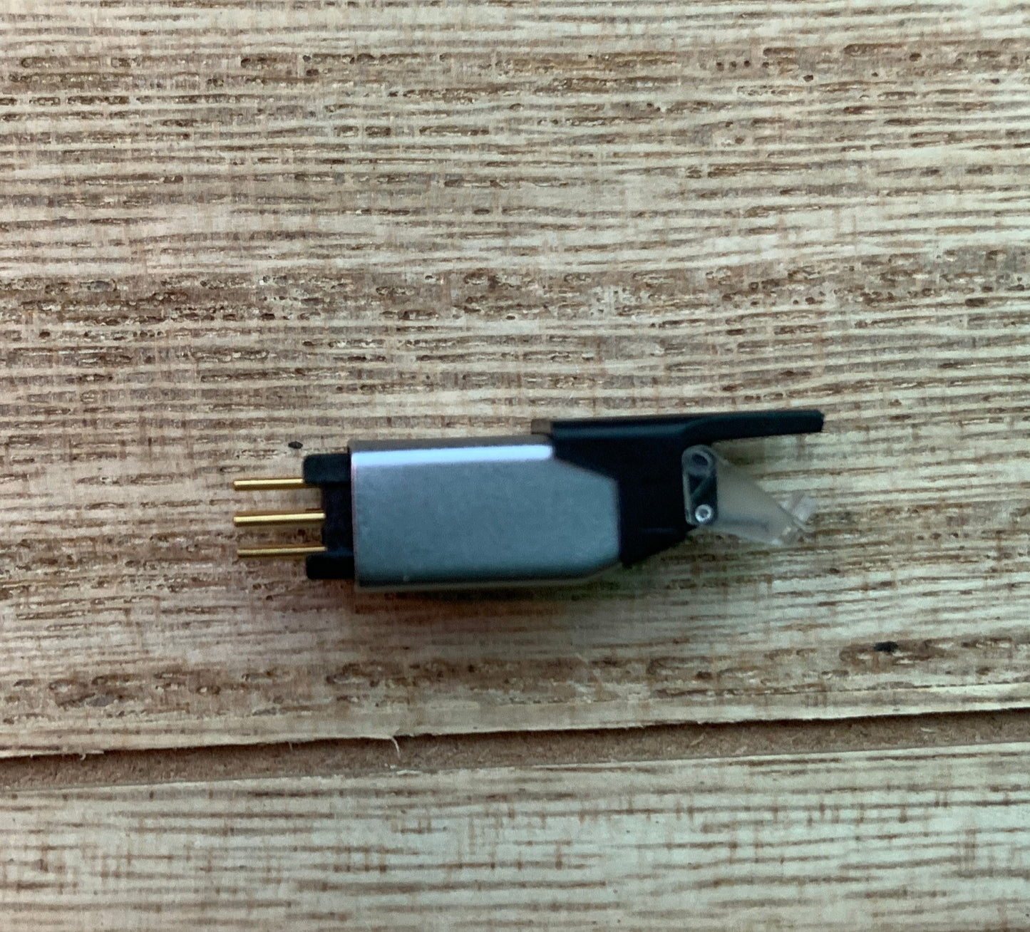 Bang and Olufsen MMC4 Phono Cartridge * OEM Stylus