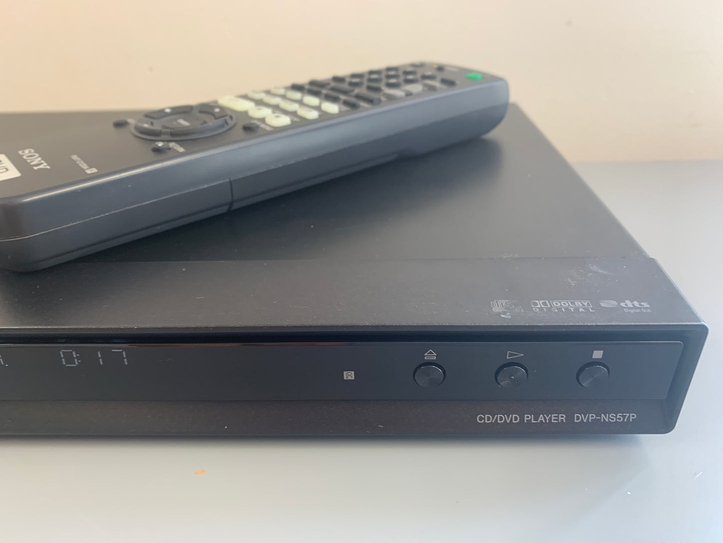 Sony DVP-NS57P CD/DVD Player * Remote * Manual