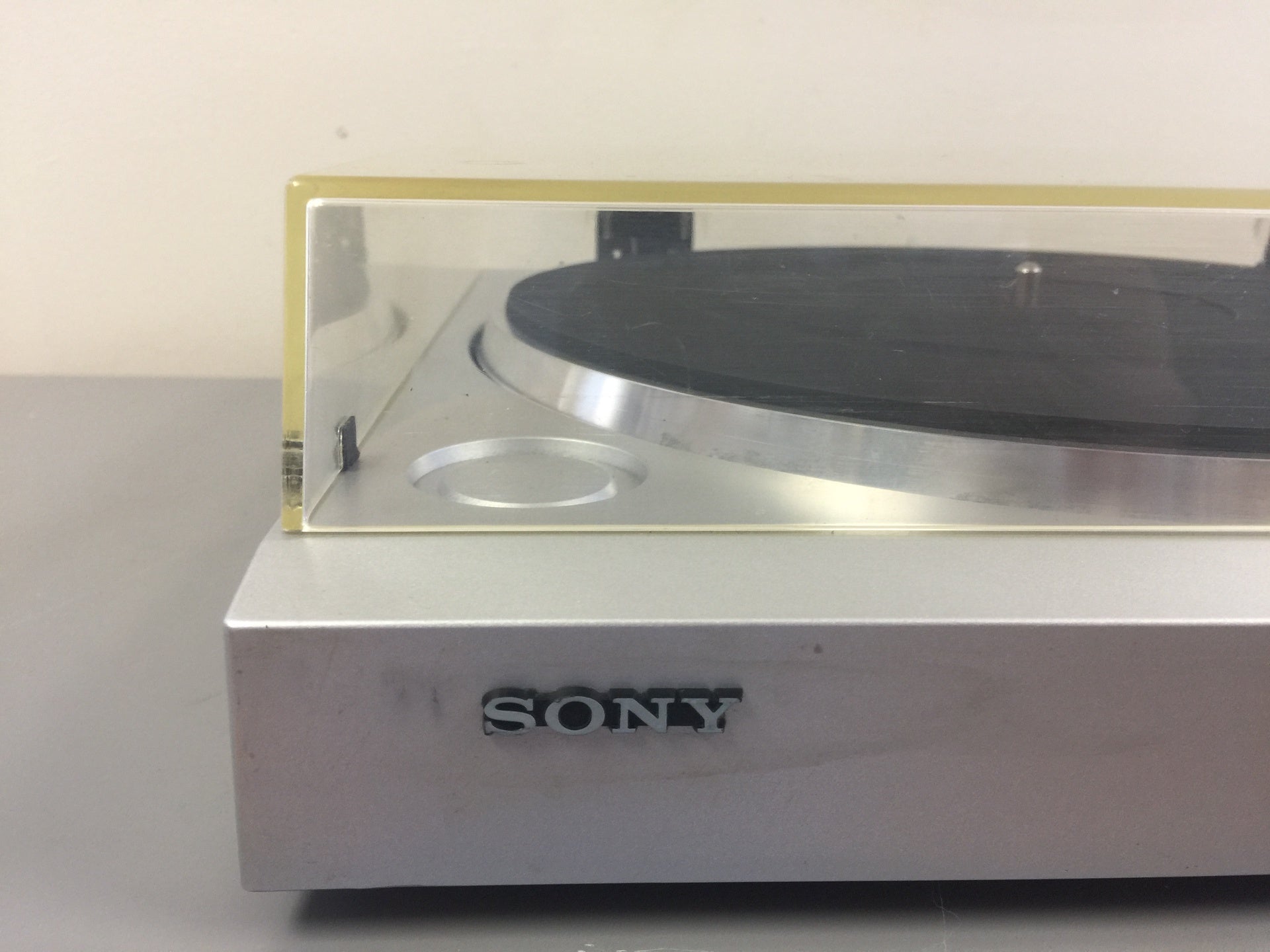 Sony Vintage top Vinyl Record Turntable PS-LX1 - Complete