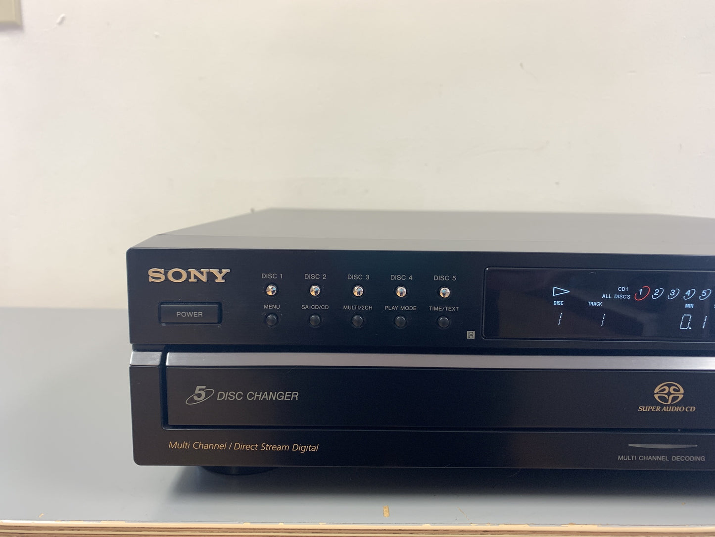 Sony SCD-CE595 Super Audio CD Player