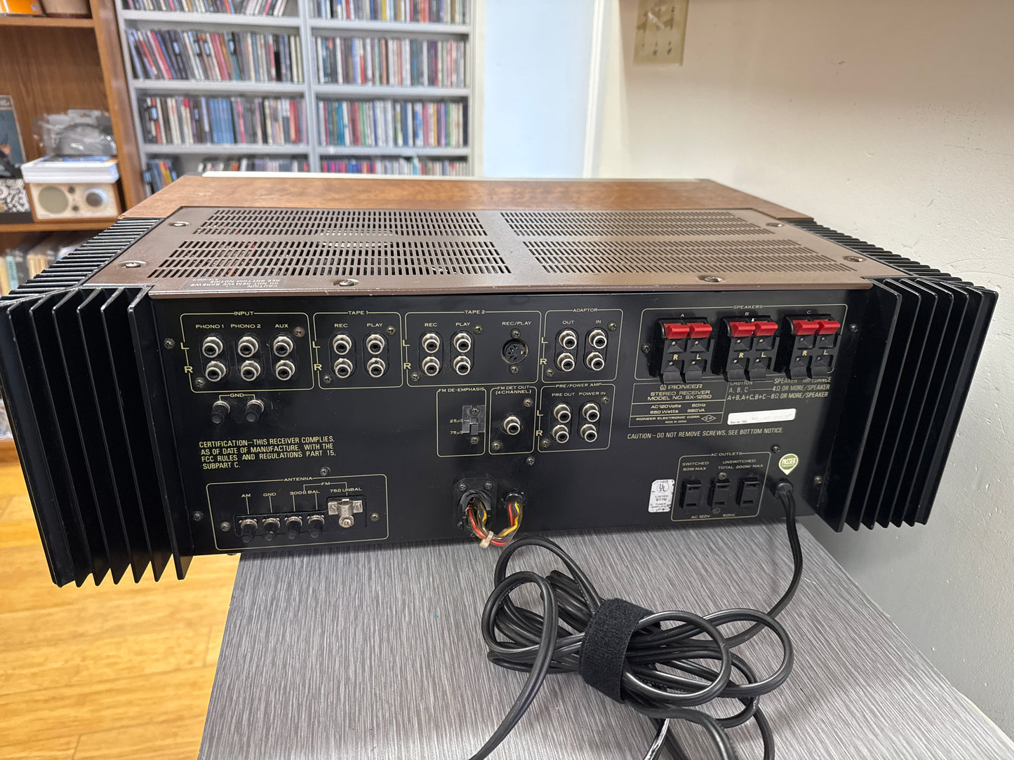 Pioneer SX-1250 Stereo Receiver * 160W RMS * 1976/78