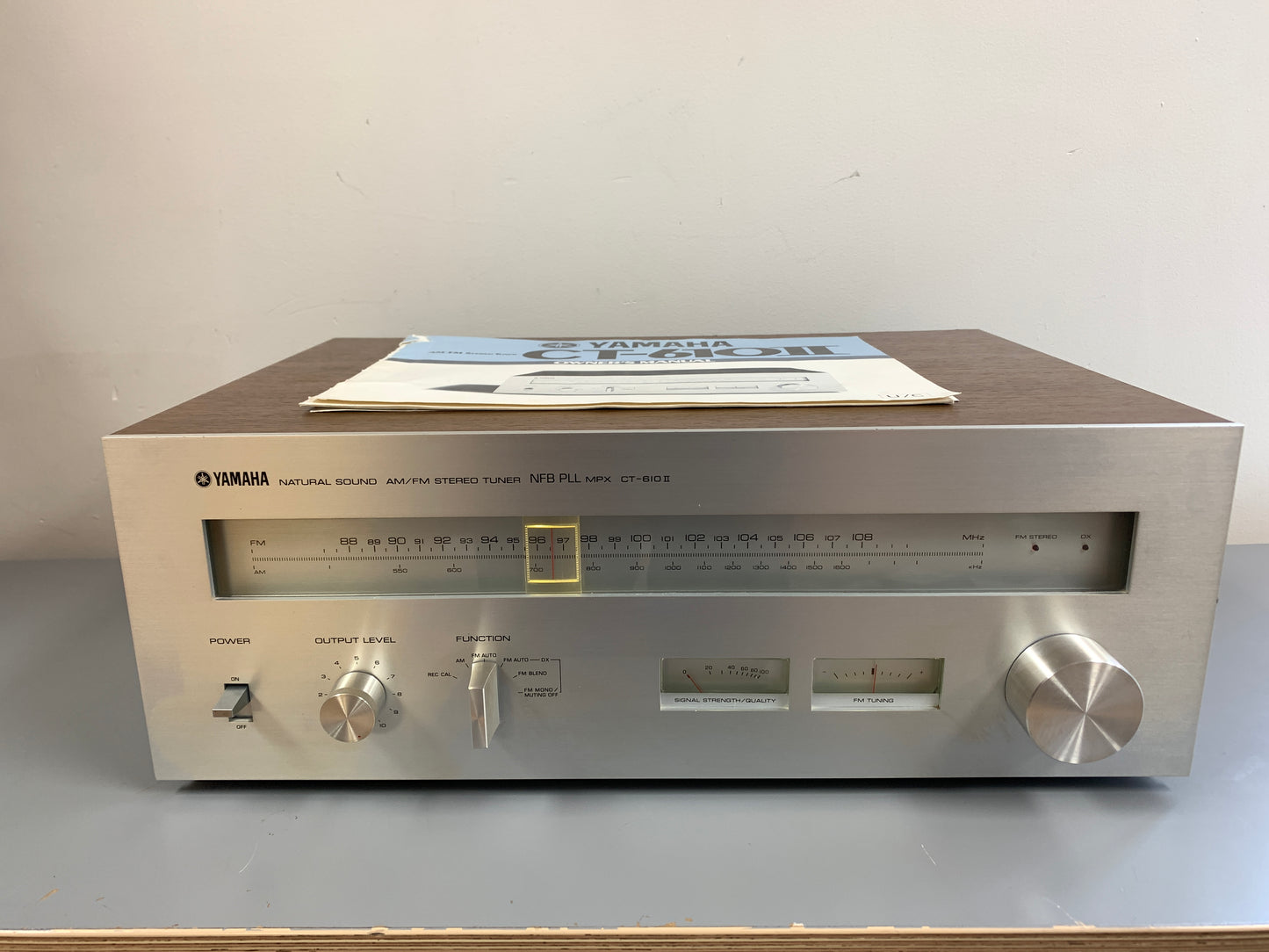 Yamaha CT-610II Stereo Tuner *Manual