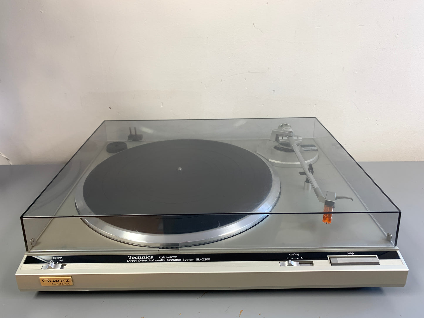 Technics SL Q-200 Turntable