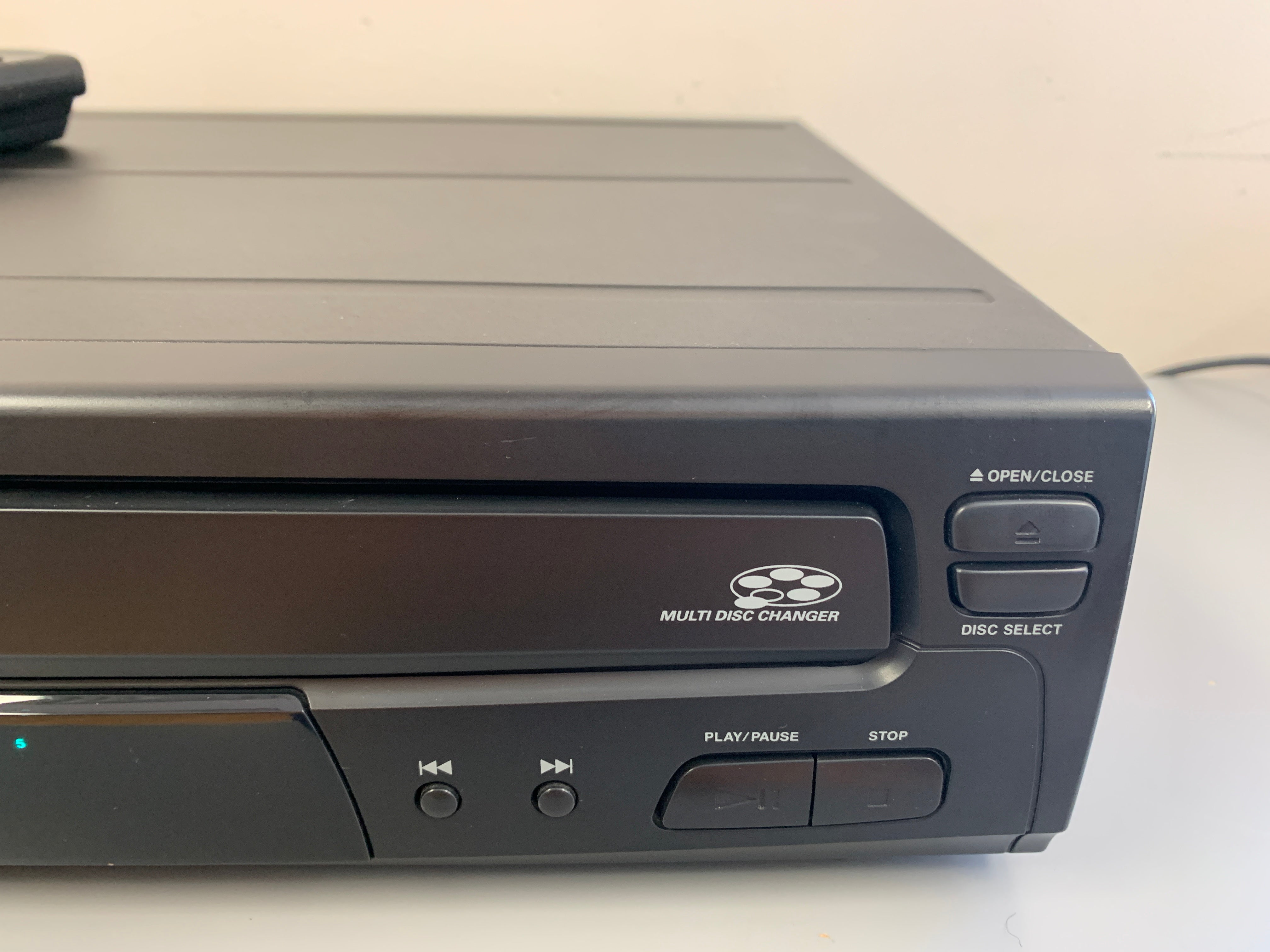 Philips Magnavox CDC735 5 Disc CD Changer Tested w/ Remote & good Cables 1998 Stereo