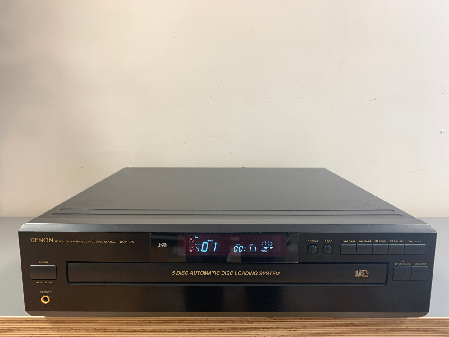 Denon DCM-270 CD Changer