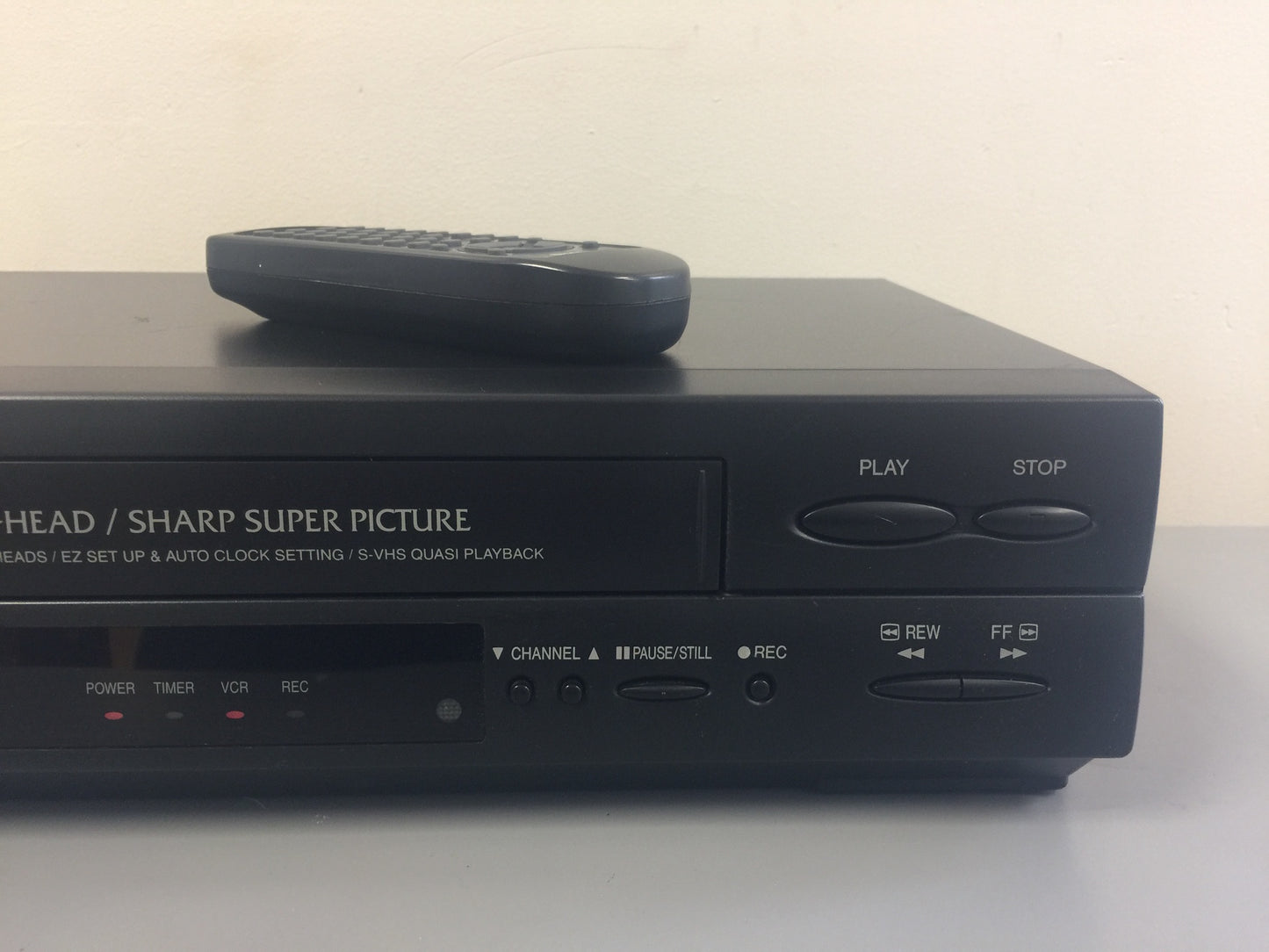 Sharp VCA560 VHS Recorder w/remote