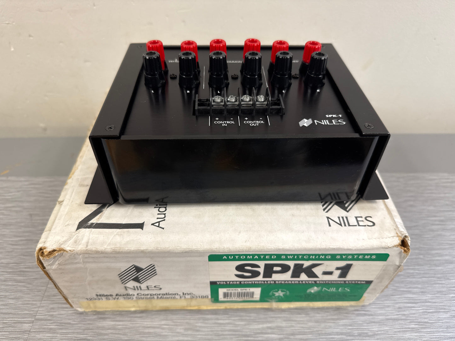 Niles SPK1 Speaker Level A-B Switcher 12V-Triggered