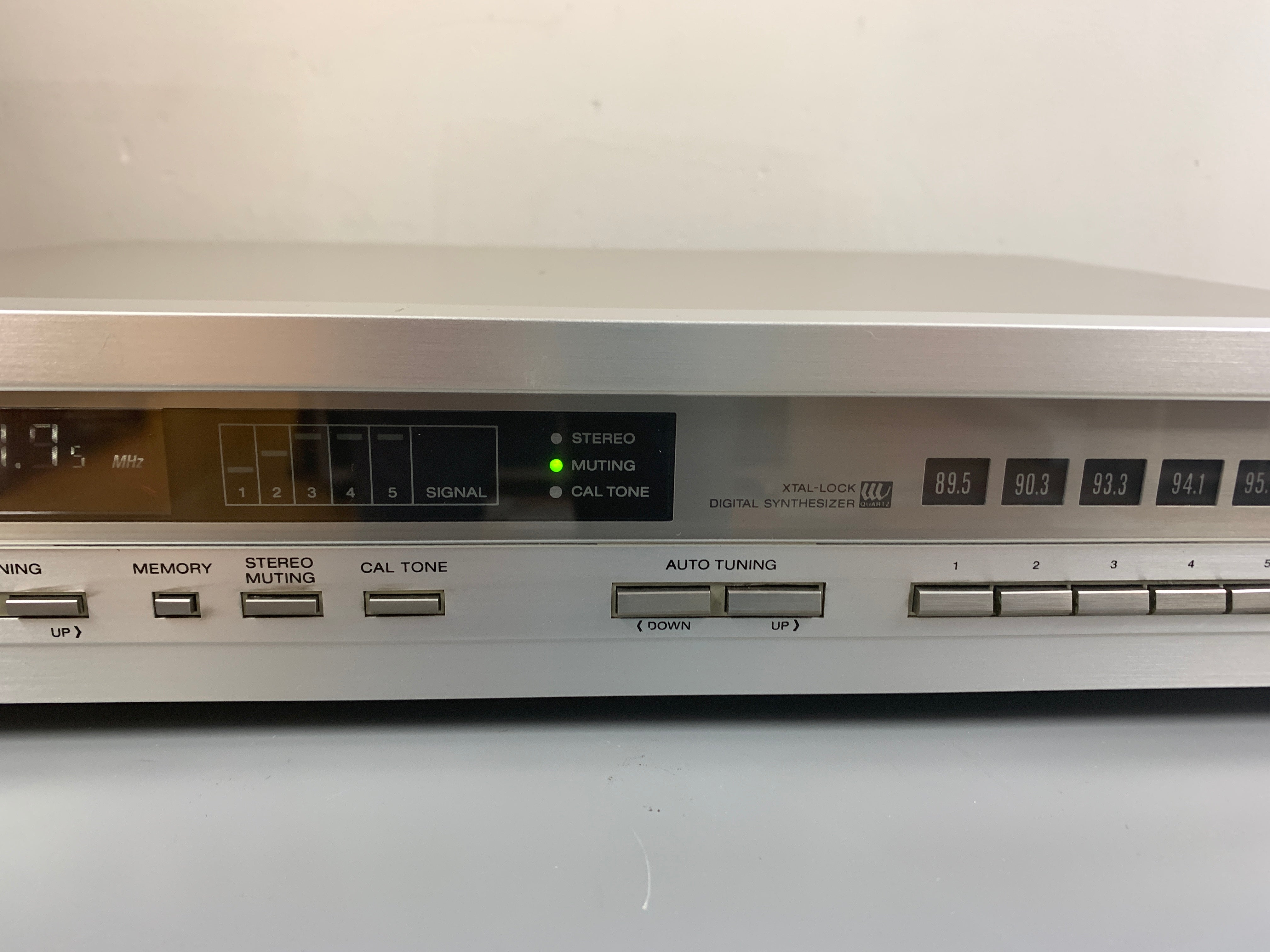 Sony ST-J55 Stereo Tuner – The Turntable Store