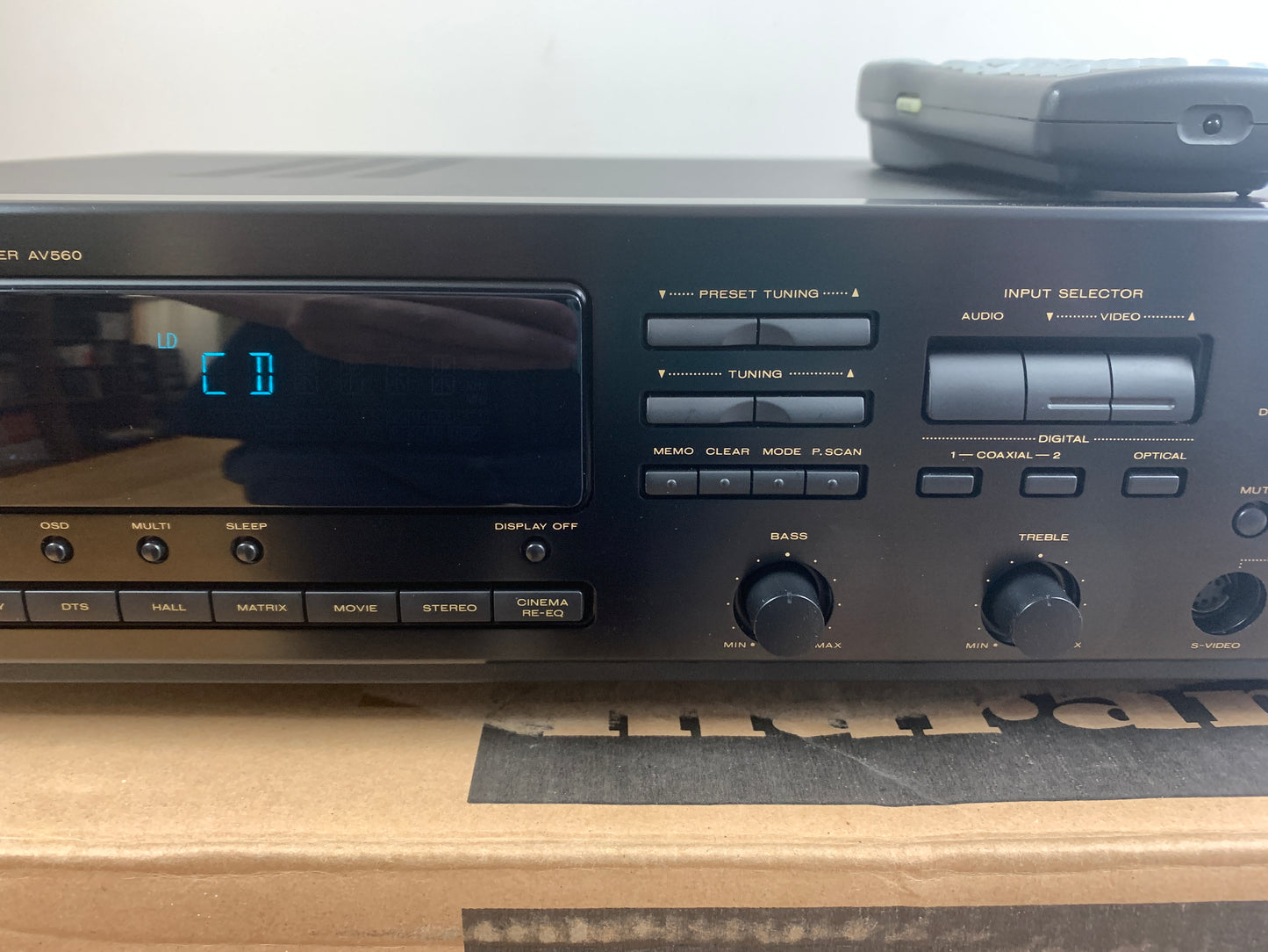 Marantz AV560 Audio Video Preamp *Box *Manual *Remote no