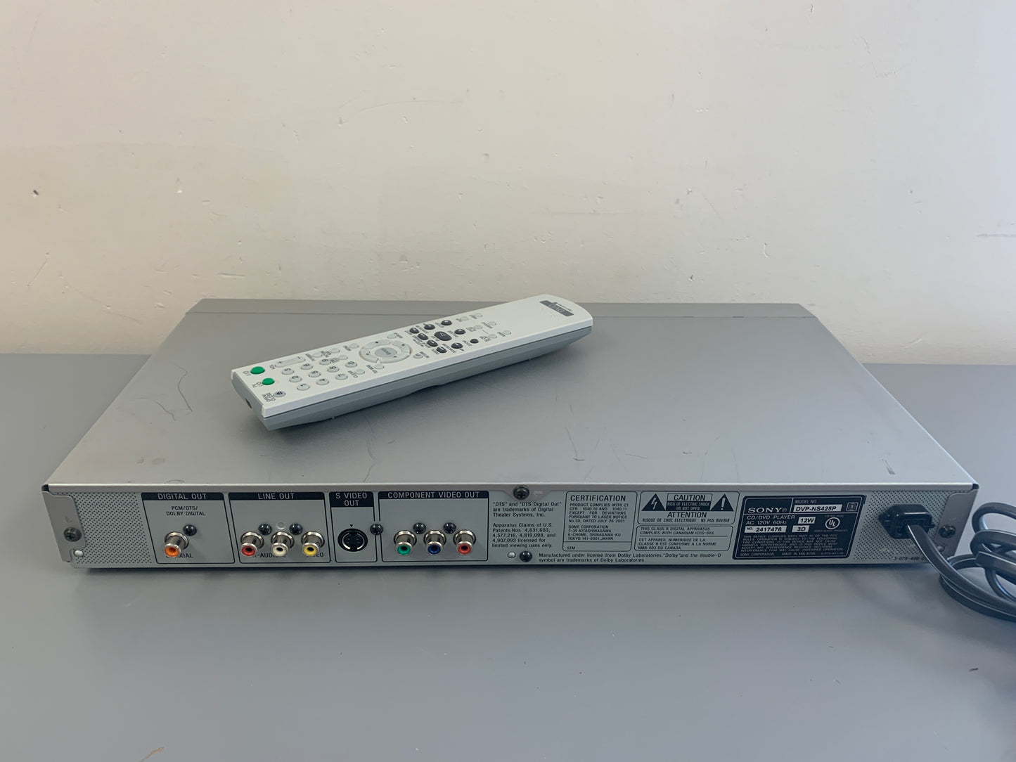 Sony DVP-NS425P CD/DVD Player * Remote