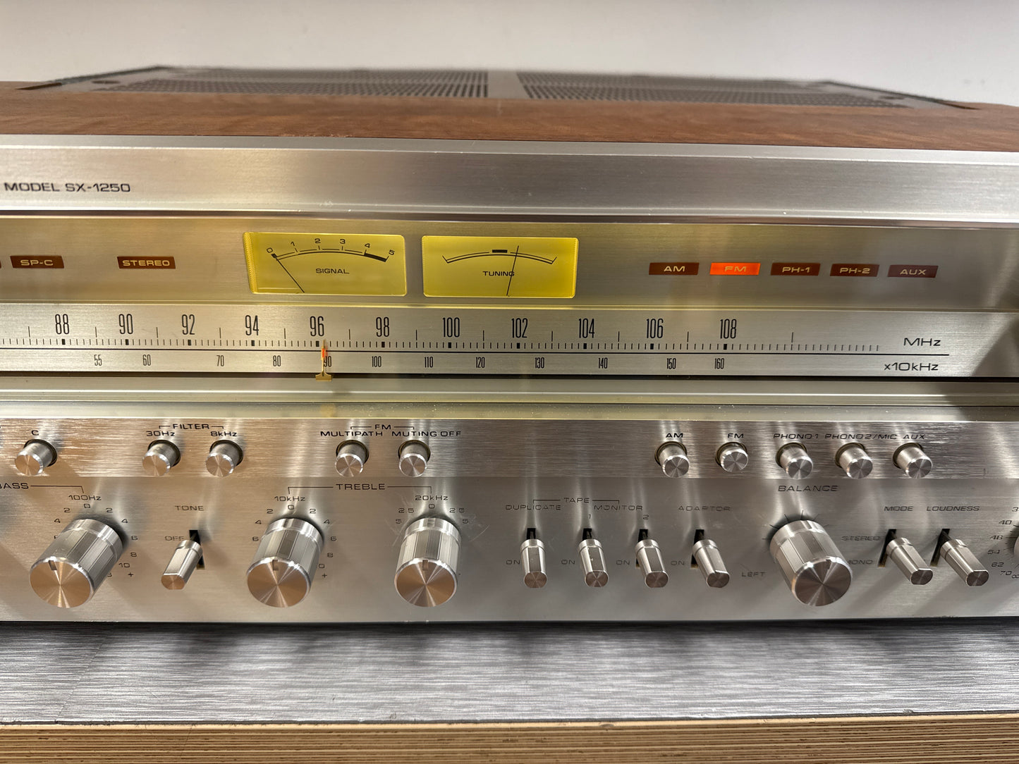 Pioneer SX-1250 Stereo Receiver * 160W RMS * 1976/78