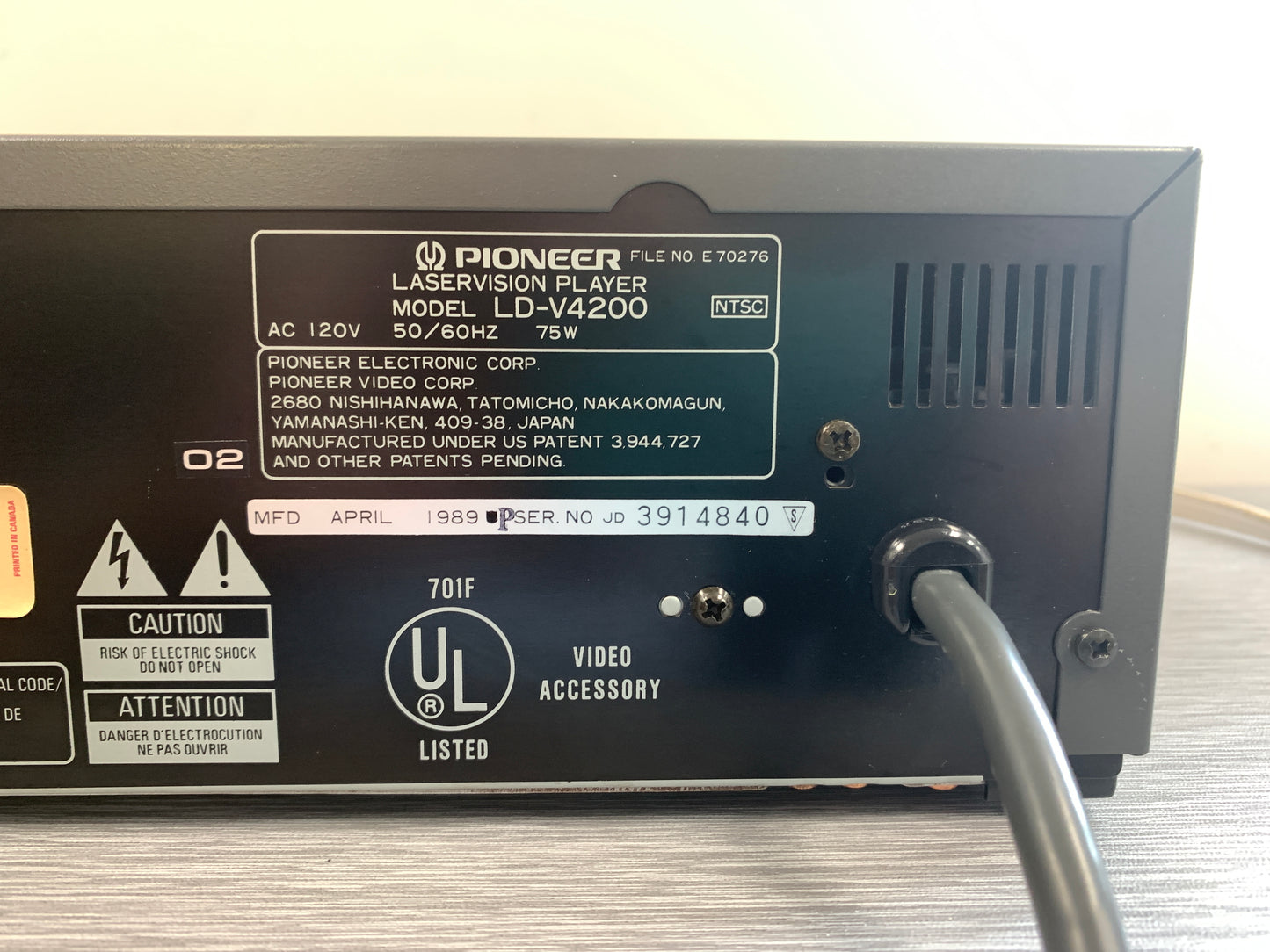 Pioneer LD-V 4200 Laserdisc Player