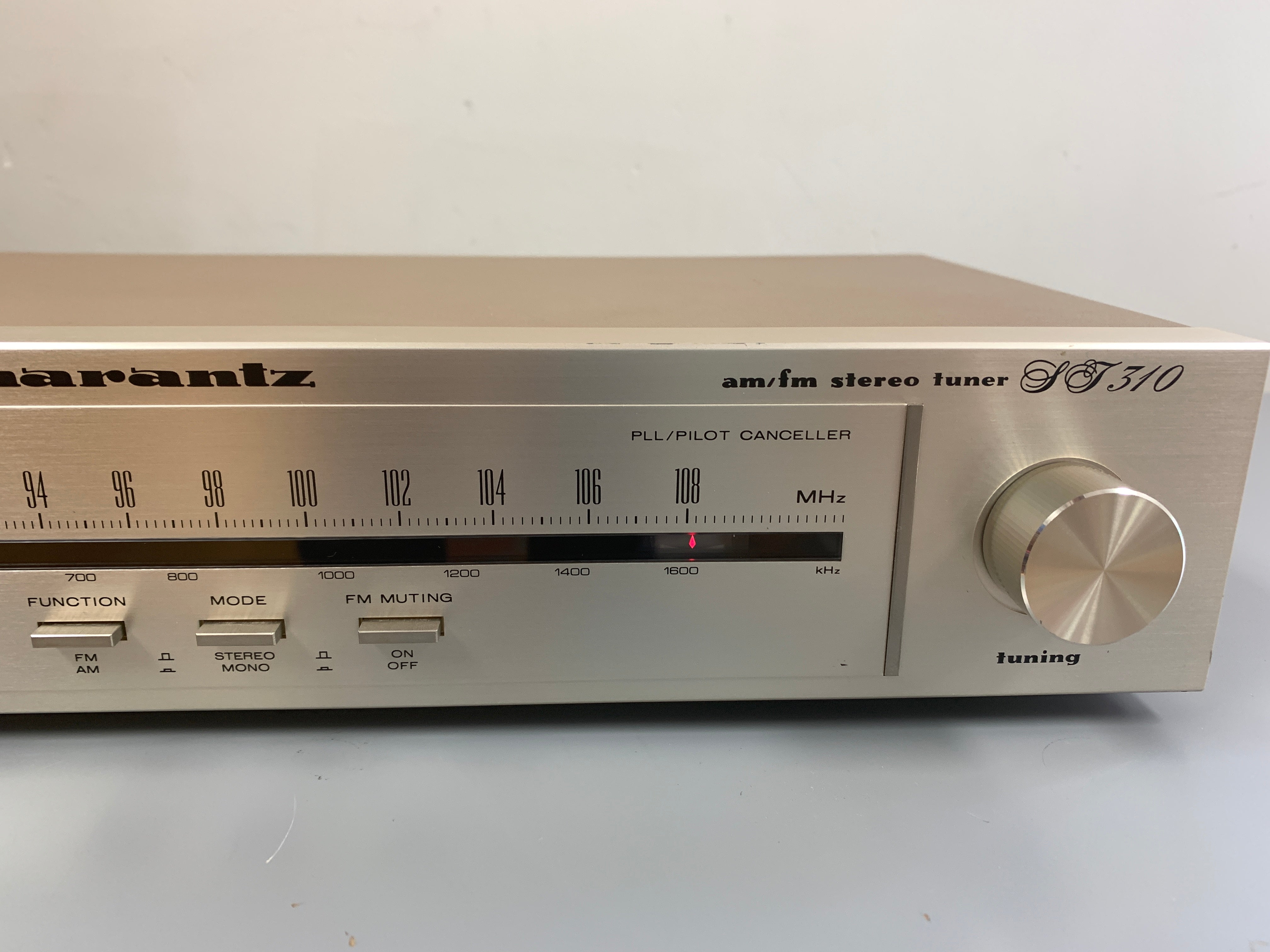 Marantz ST-310 Tuner – The Turntable Store