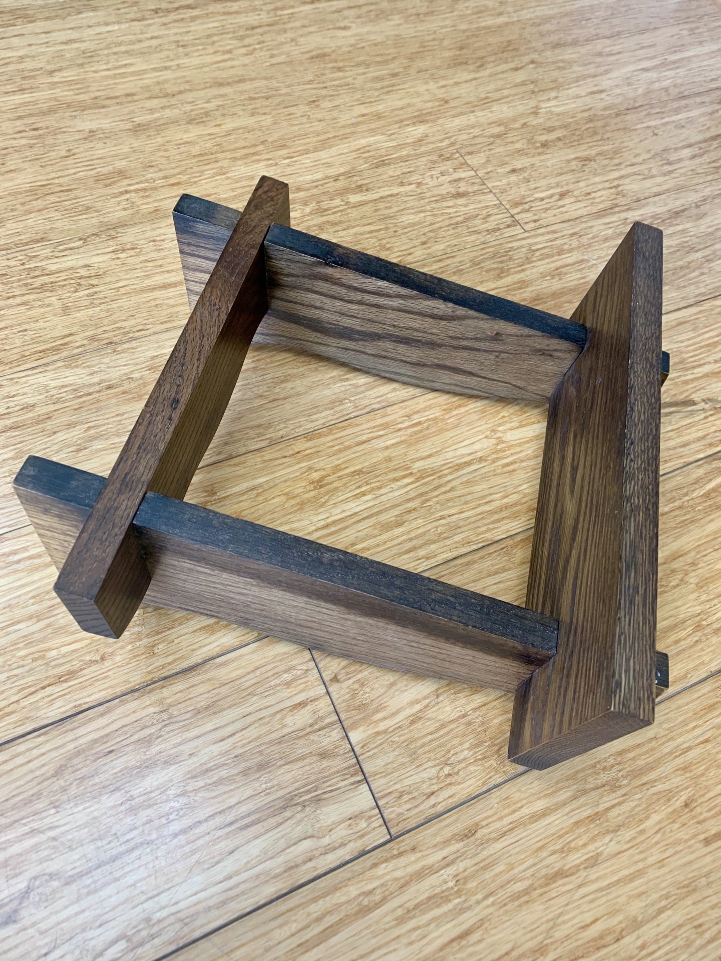 speaker stands (wood)