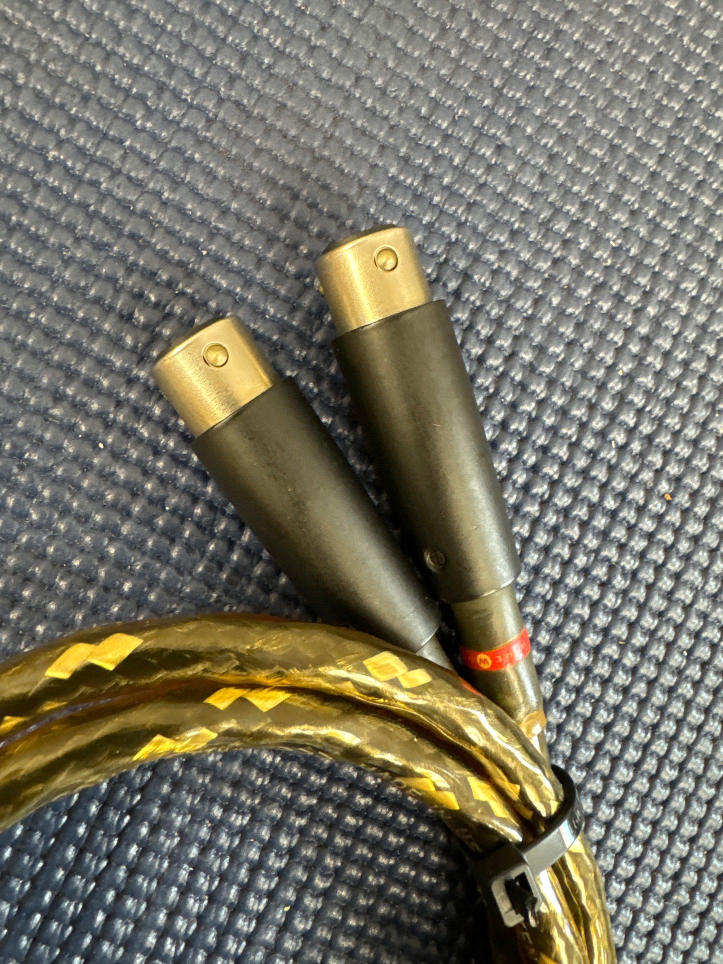 Wireworld Eclipse XLR Interconnect 2Ft Pair