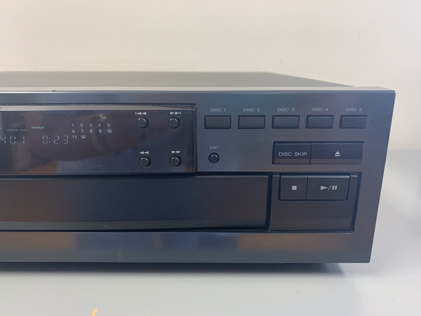 Kenwood Dual D/A Converter 103 CD Changer