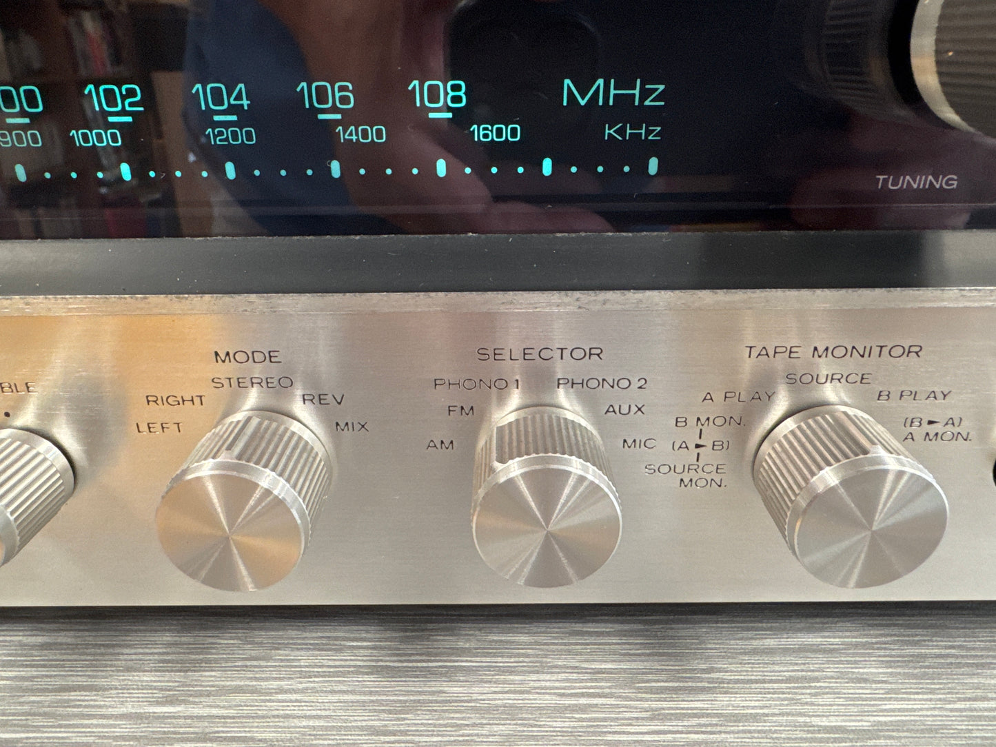 Kenwood KR6020 ( AKA KR6400 ) Stereo Receiver * 45W RMS