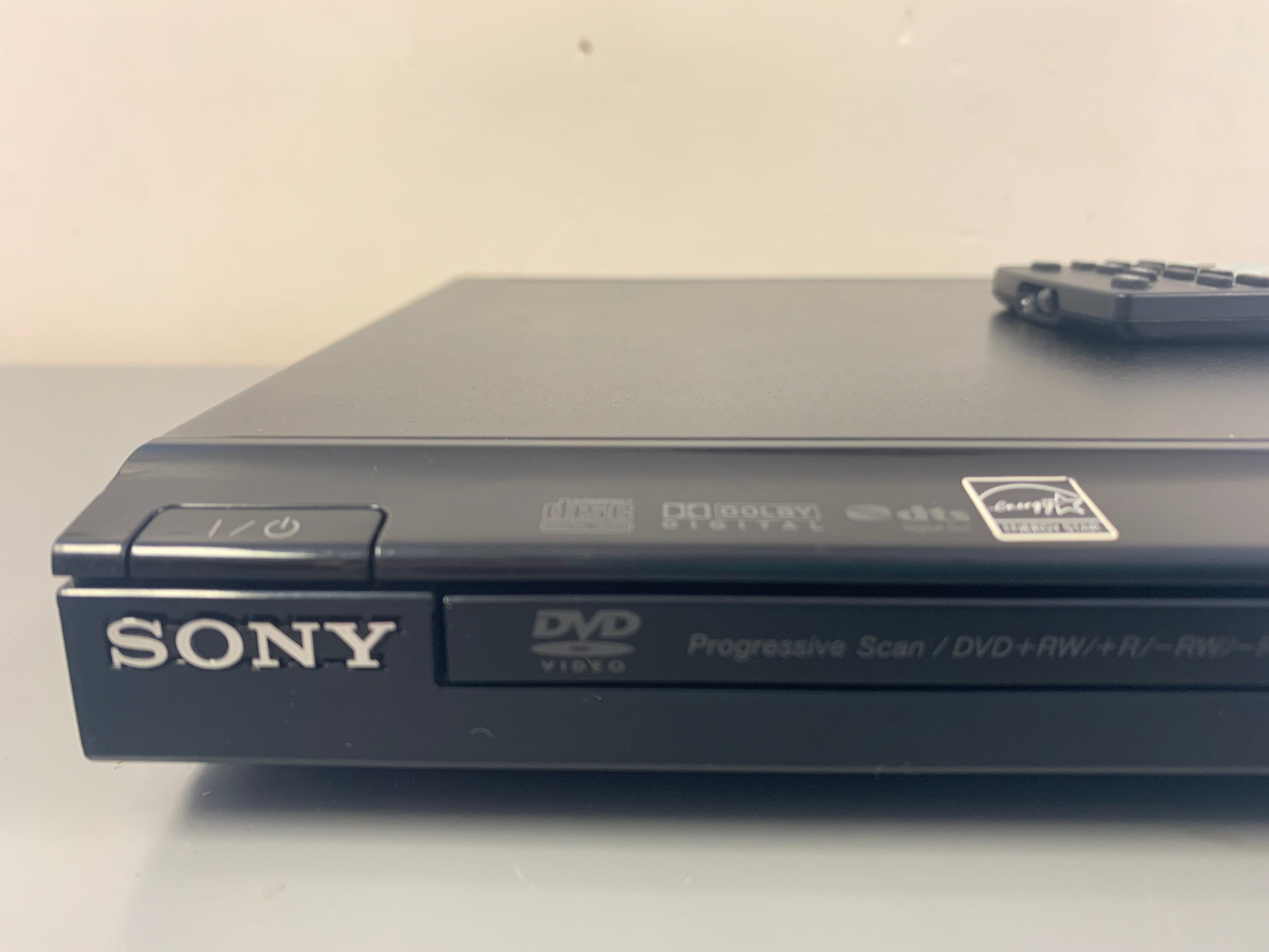 Sony DVP-SR200P DVD/CD Player * Remote – The Turntable Store