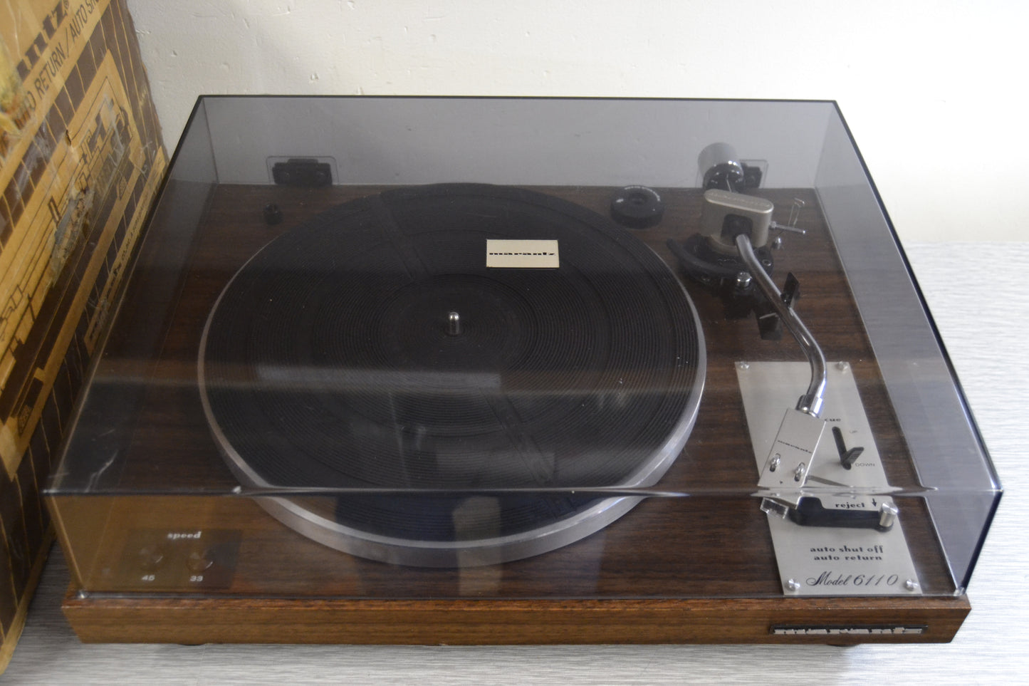 Marantz 6110 Stereo Turntable * Box