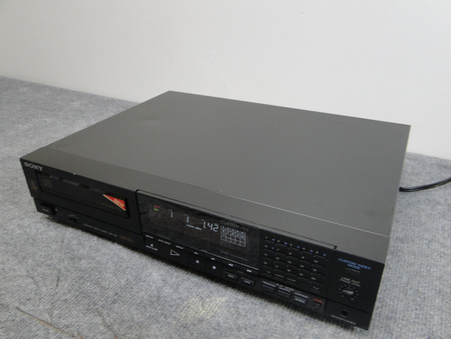 Sony CDP-950 Single Compact Disc Player