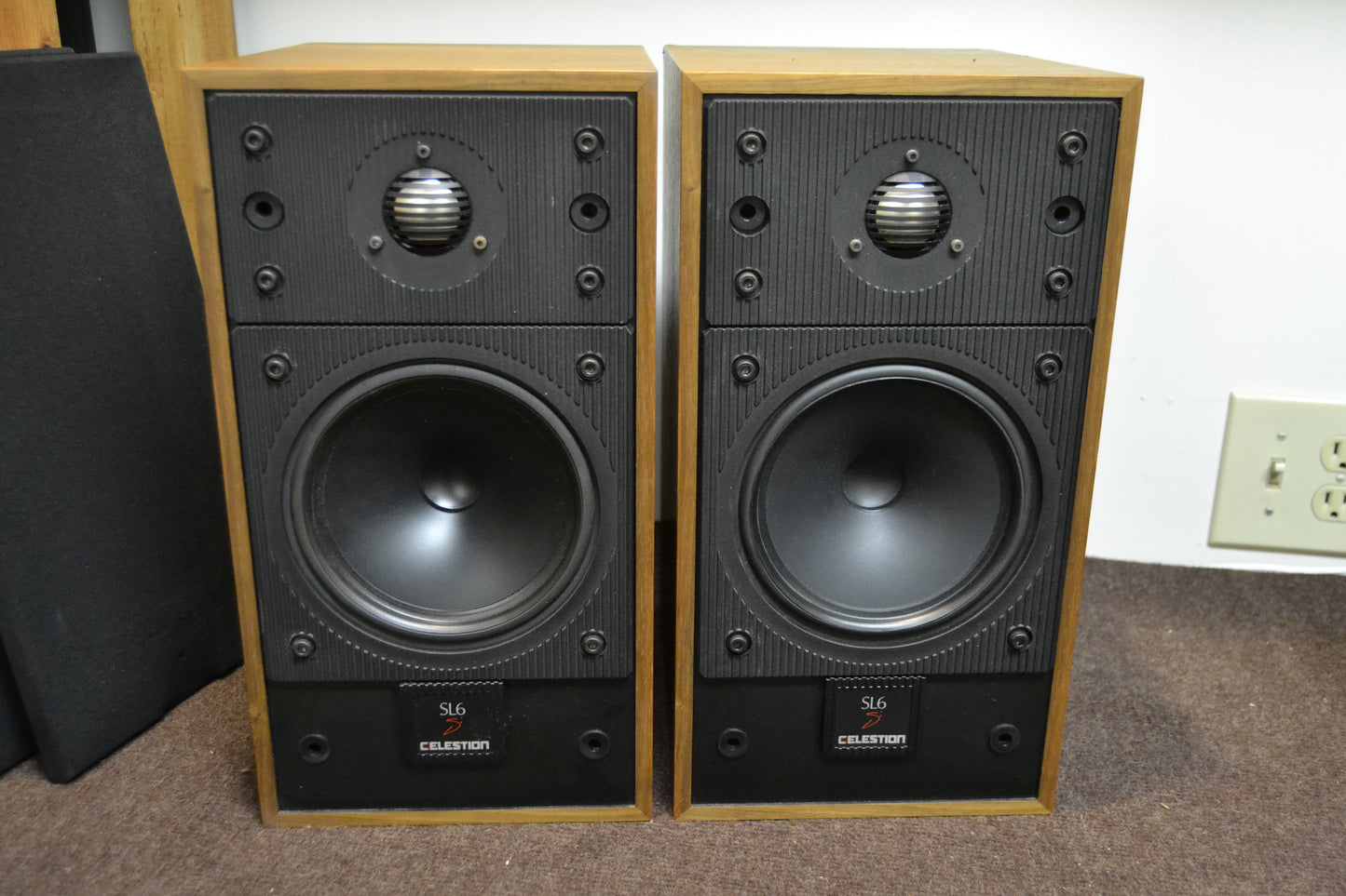 Celestion SL-6si  Bookshelf Speakers