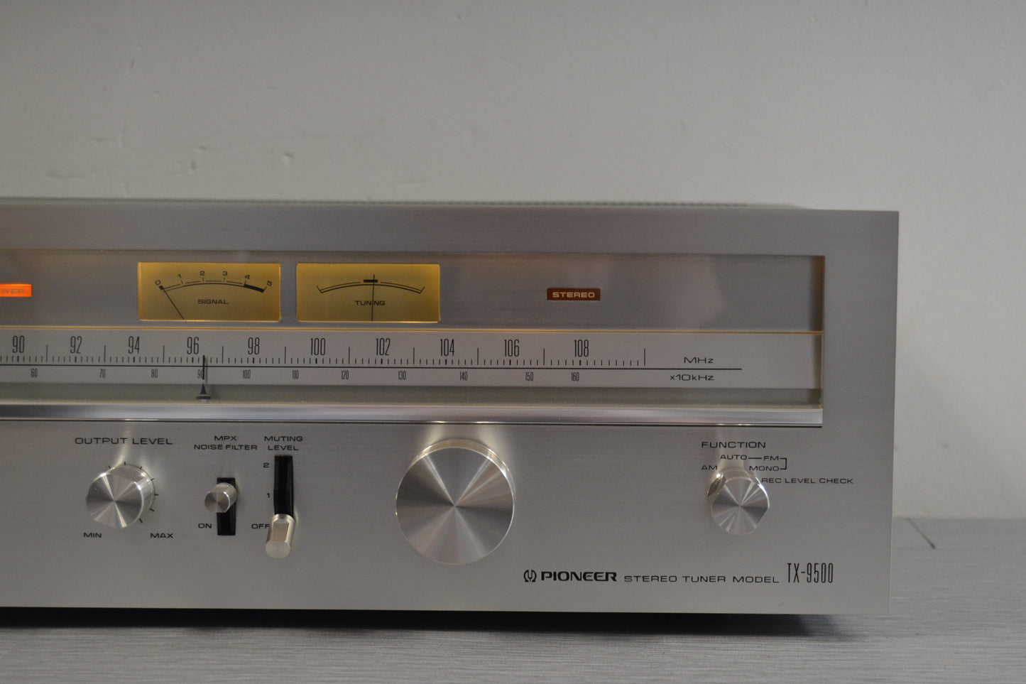 Pioneer TX-9500 Stereo Tuner * Recapped * 1976 * Box