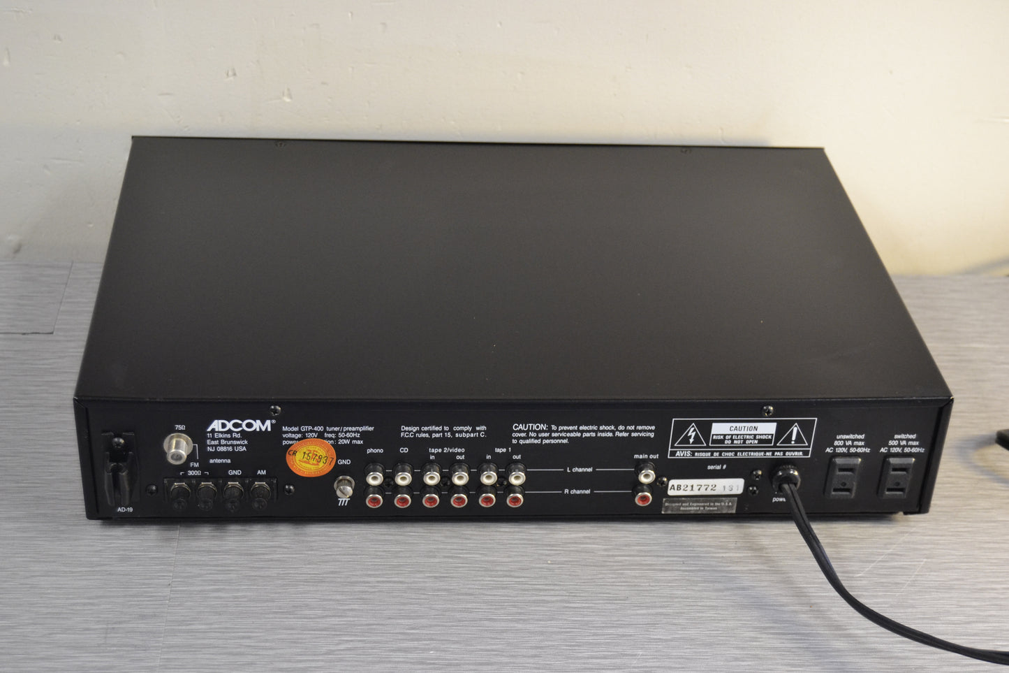 Adcom GTP-400 Preamplifier Tuner