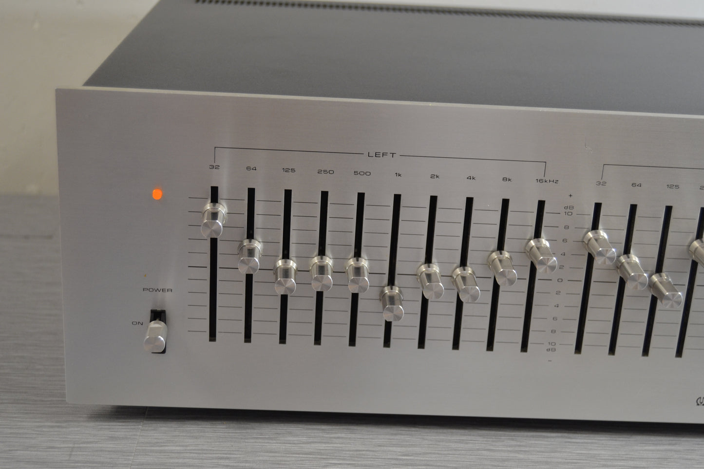 Pioneer SG9500 Graphic Equalizer