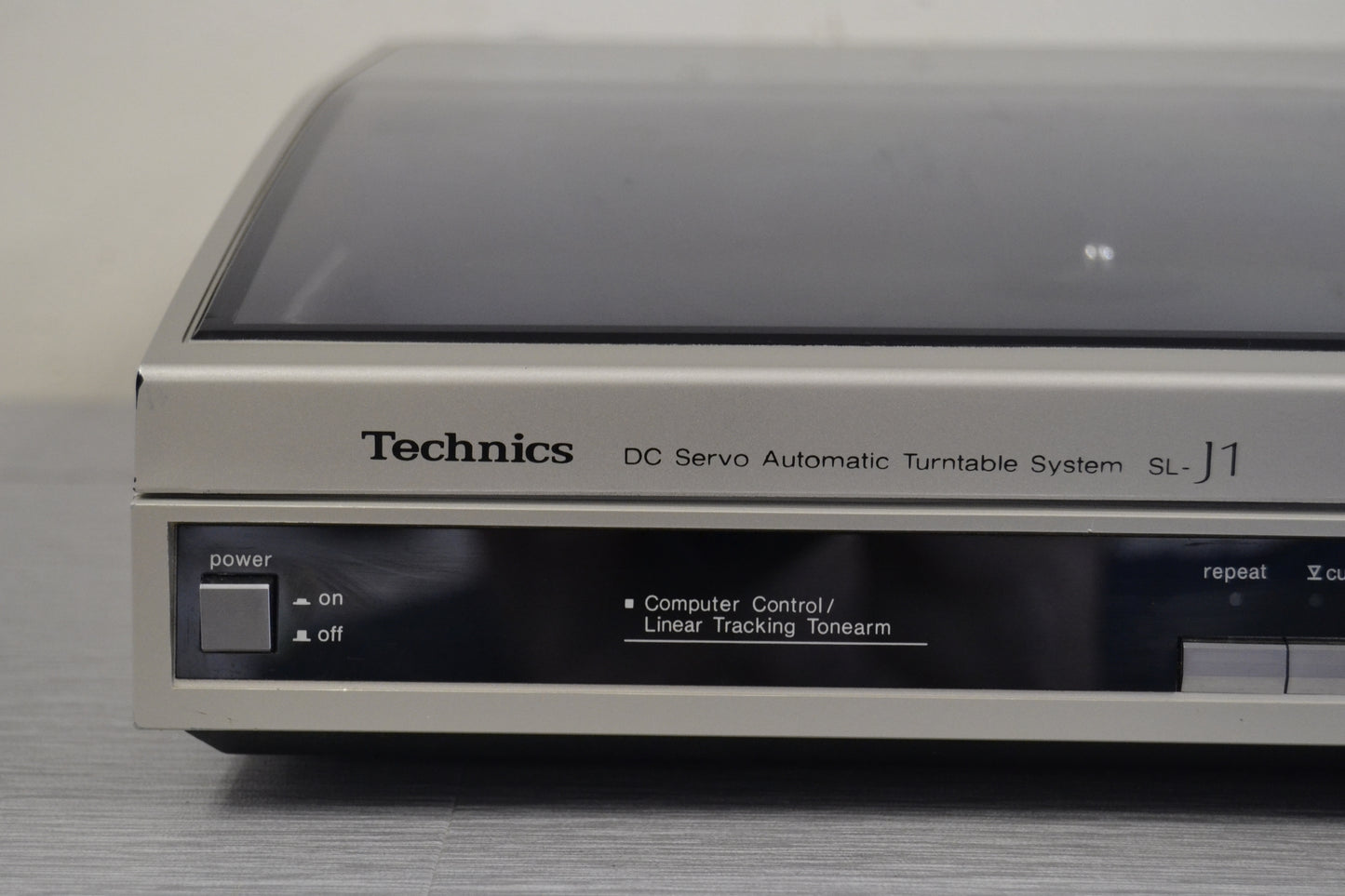 Technics SL-J1 Linear Tracking Turntable