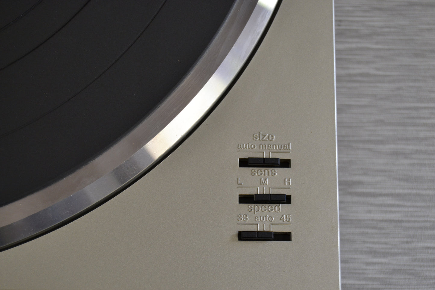 Technics SL-J1 Linear Tracking Turntable