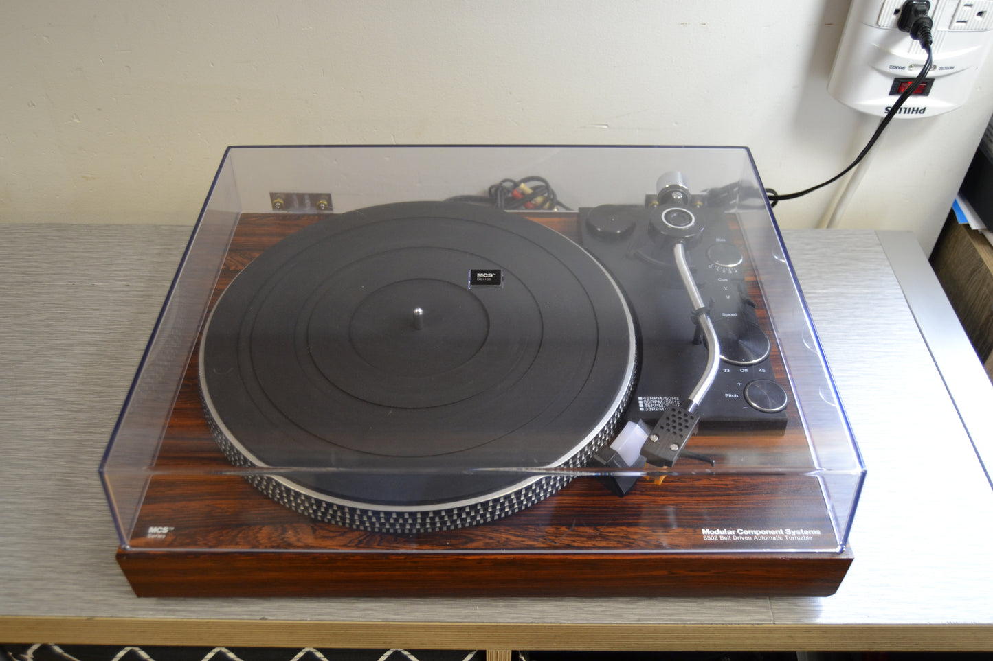 MCS 6502 Belt Drive Turntable