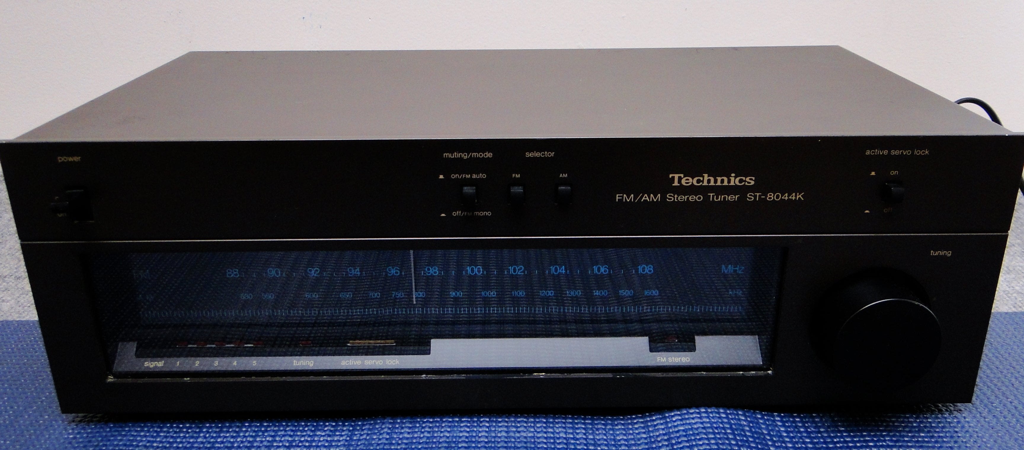 Technics ST-8044K Stereo tuner