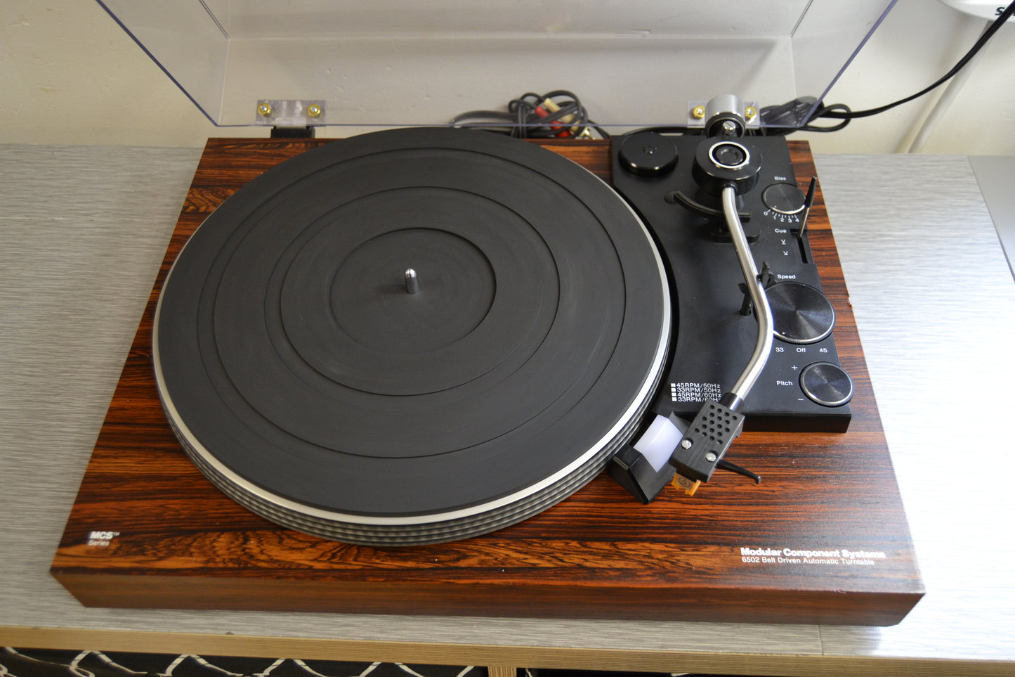 MCS 6502 Belt Drive Turntable