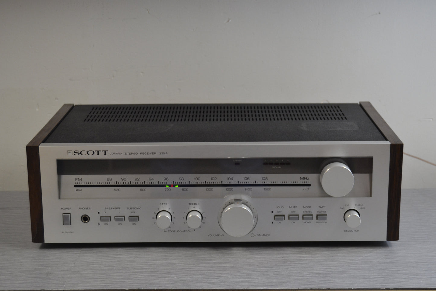 Scott 325R Stereo Receiver * 25W * 1978